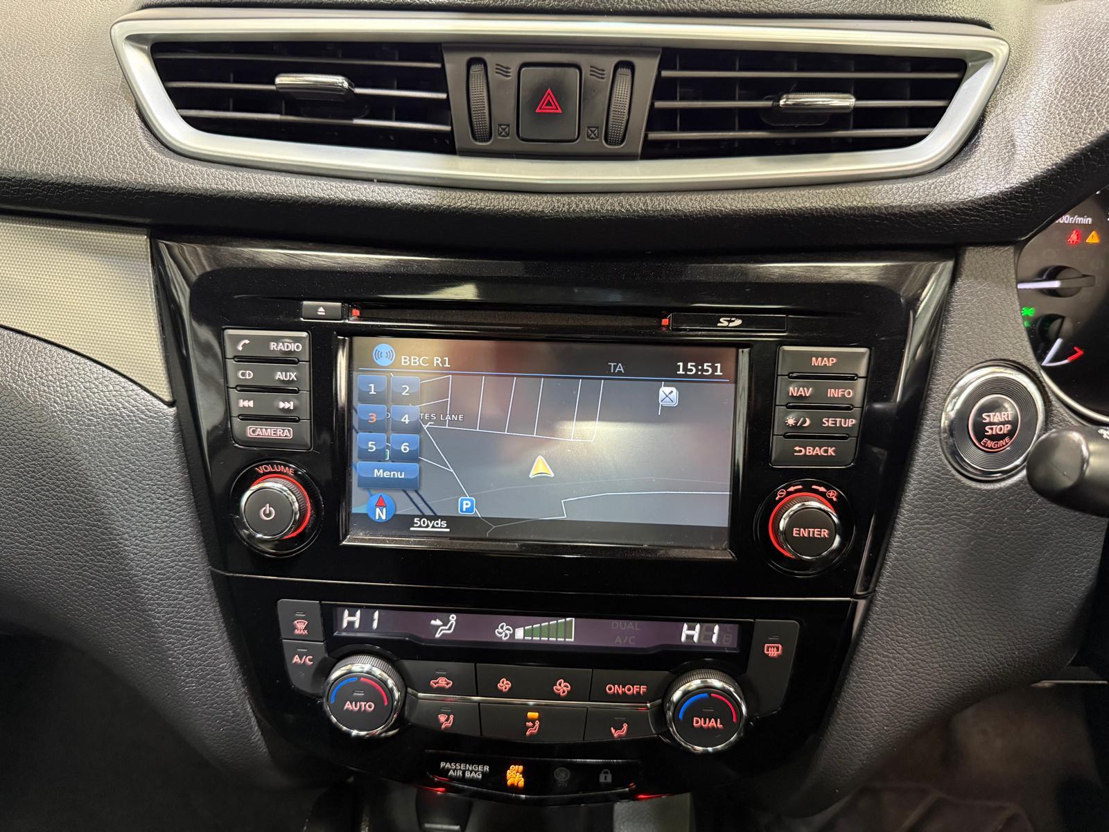 Nissan Qashqai 1.2 DIG-T N-Connecta SUV 5dr Petrol XTRON Euro 6 (s/s) (115 ps)