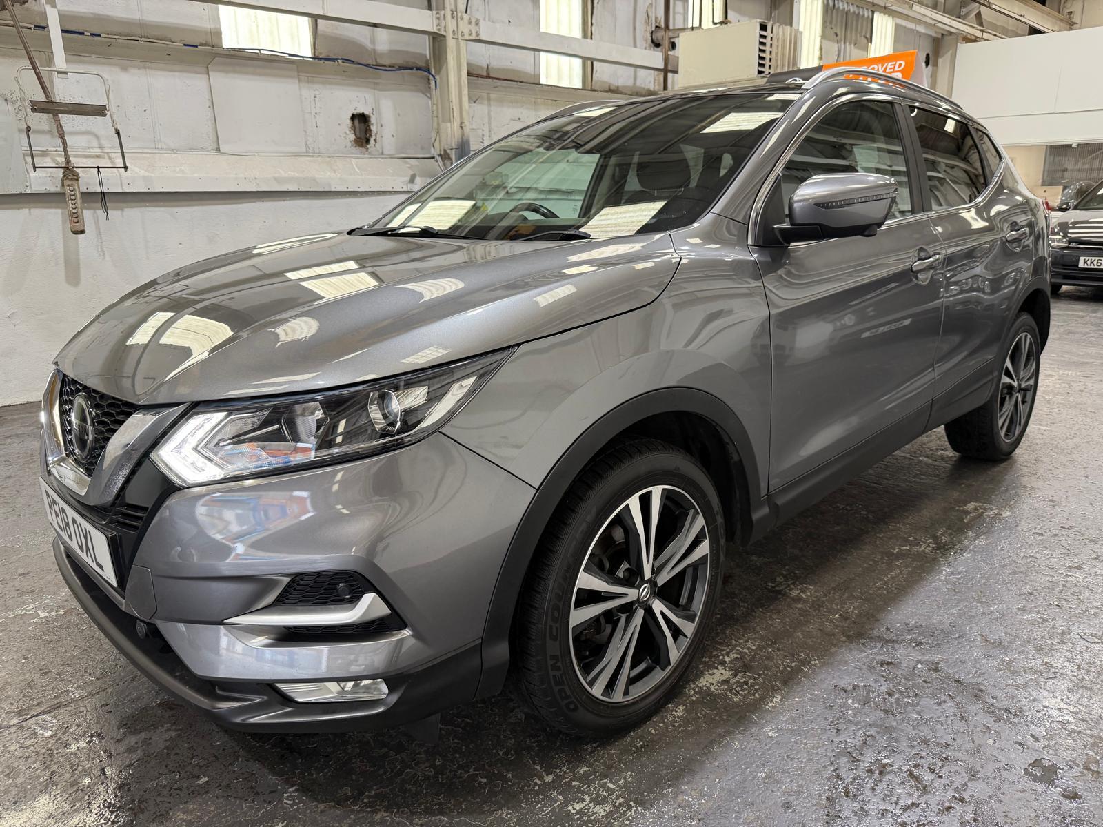 Nissan Qashqai 1.2 DIG-T N-Connecta SUV 5dr Petrol XTRON Euro 6 (s/s) (115 ps)