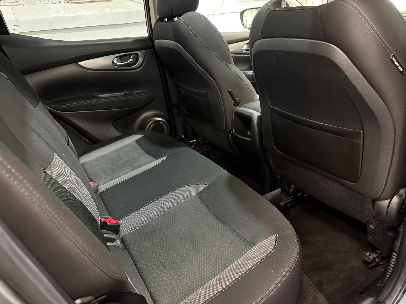 Nissan Qashqai 1.2 DIG-T N-Connecta SUV 5dr Petrol XTRON Euro 6 (s/s) (115 ps)