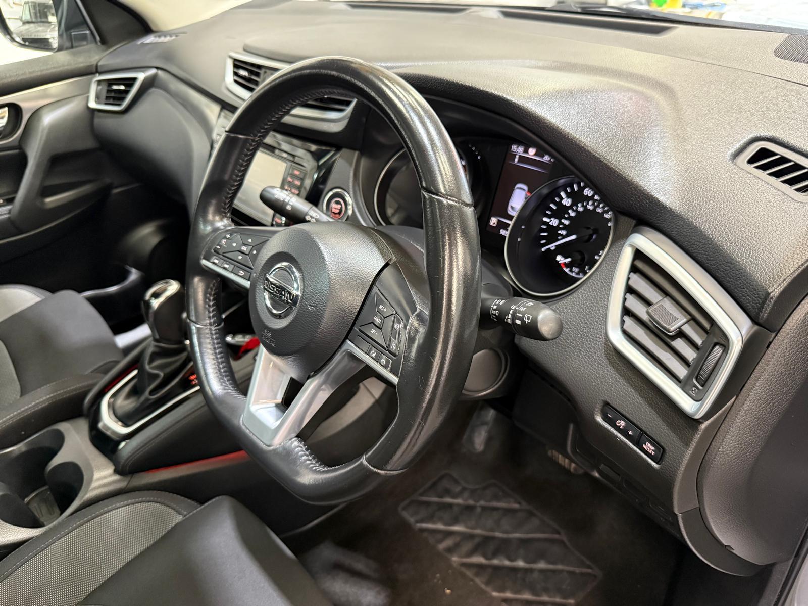 Nissan Qashqai 1.2 DIG-T N-Connecta SUV 5dr Petrol XTRON Euro 6 (s/s) (115 ps)