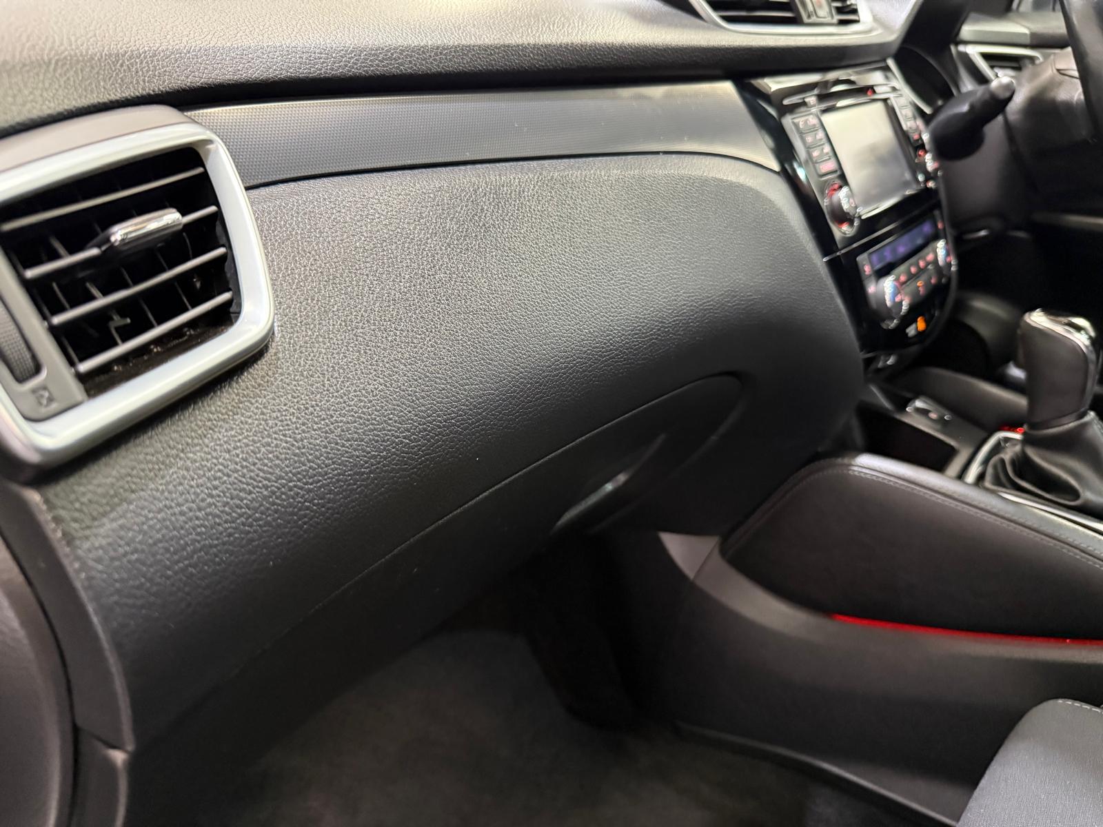 Nissan Qashqai 1.2 DIG-T N-Connecta SUV 5dr Petrol XTRON Euro 6 (s/s) (115 ps)