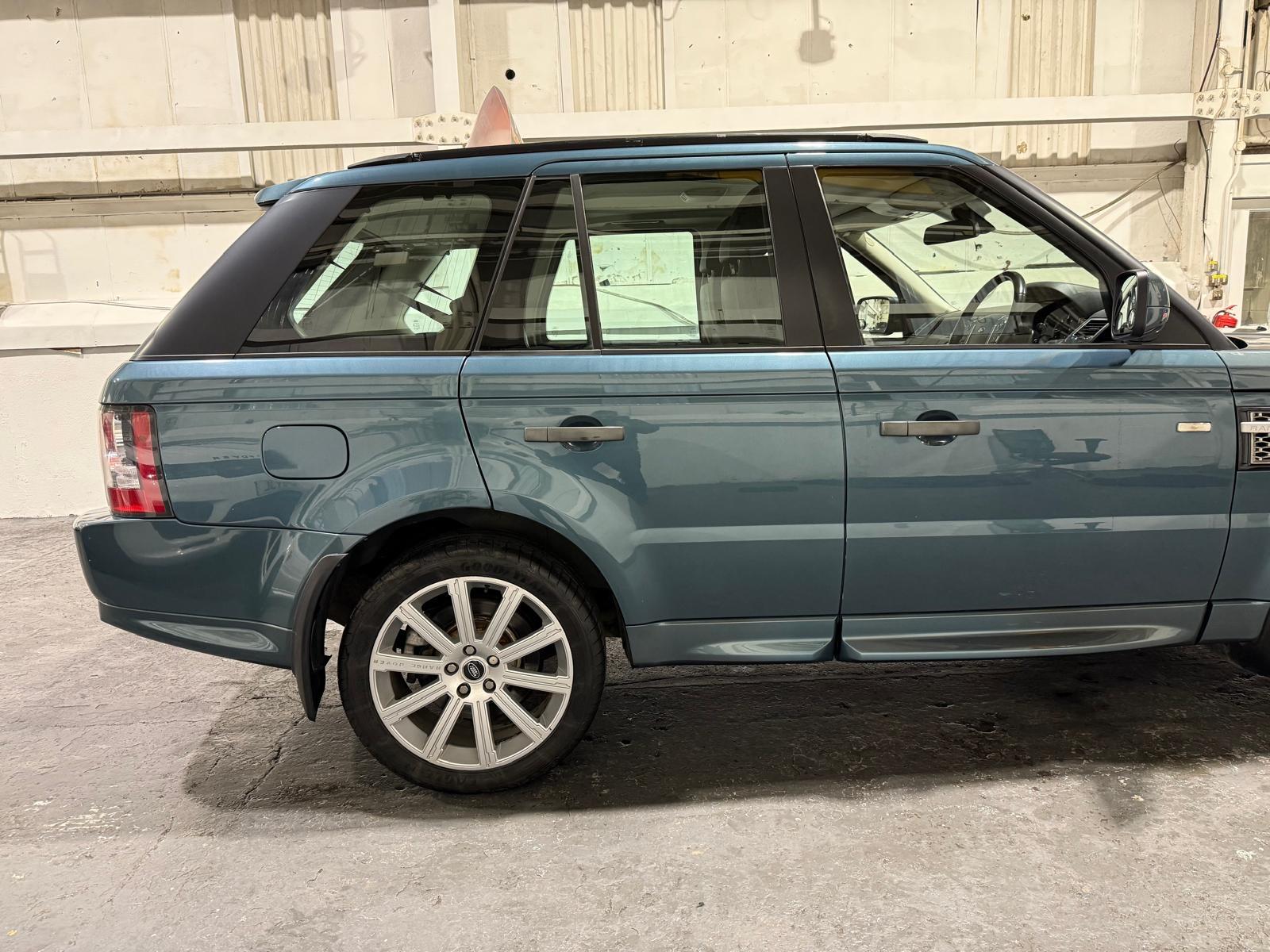 Land Rover Range Rover Sport 3.0 TD V6 SE SUV 5dr Diesel CommandShift 4WD Euro 4 (245 ps)