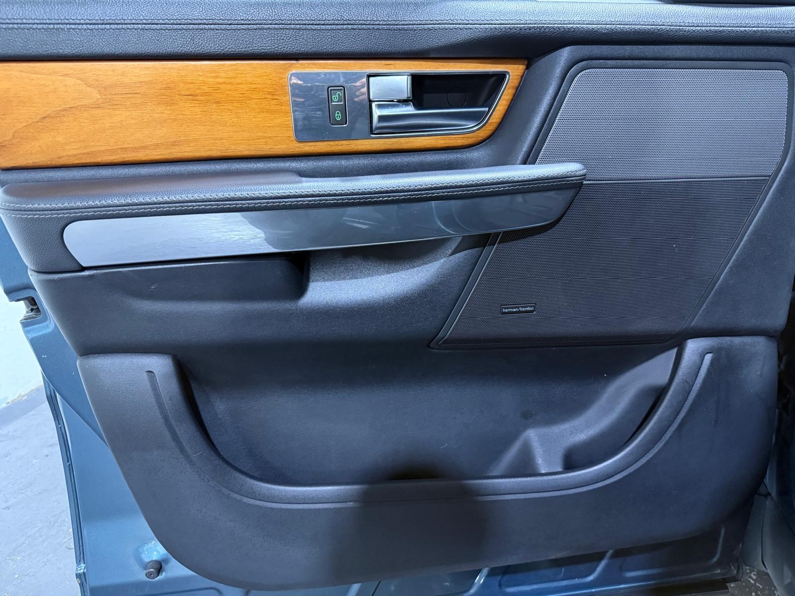 Land Rover Range Rover Sport 3.0 TD V6 SE SUV 5dr Diesel CommandShift 4WD Euro 4 (245 ps)