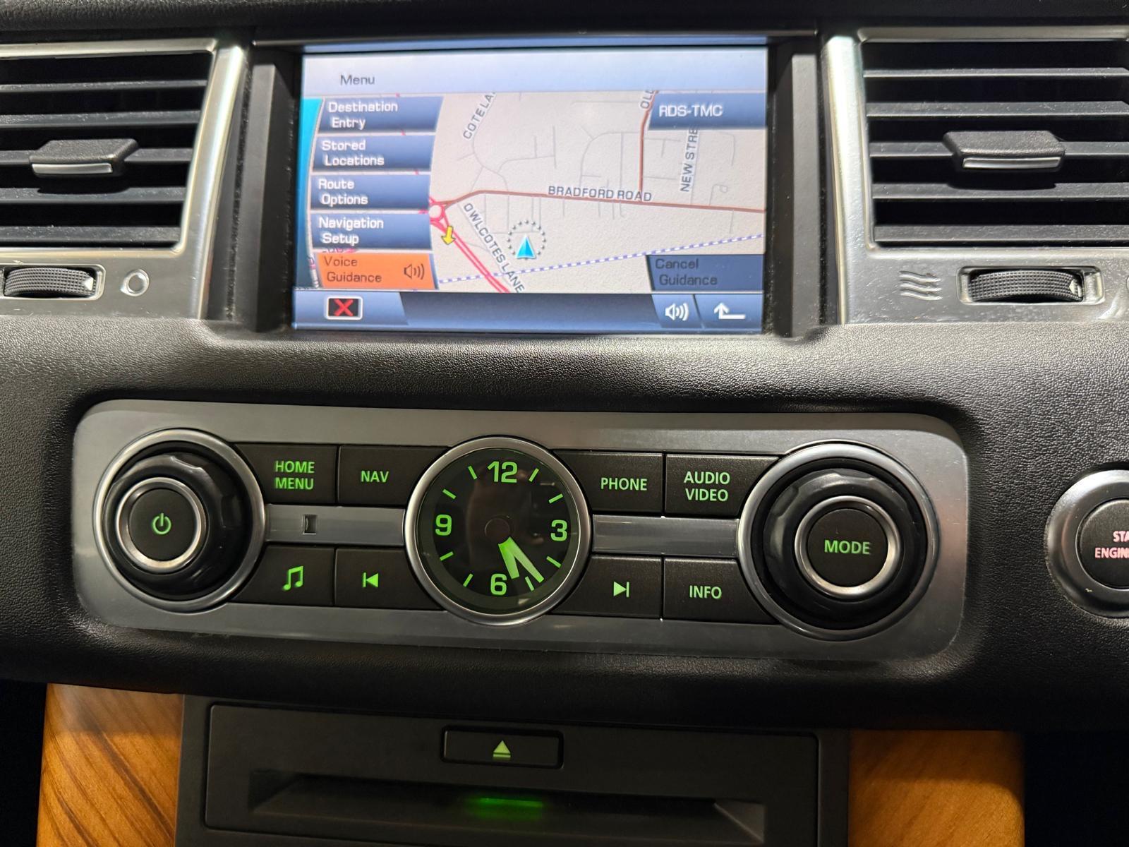 Land Rover Range Rover Sport 3.0 TD V6 SE SUV 5dr Diesel CommandShift 4WD Euro 4 (245 ps)