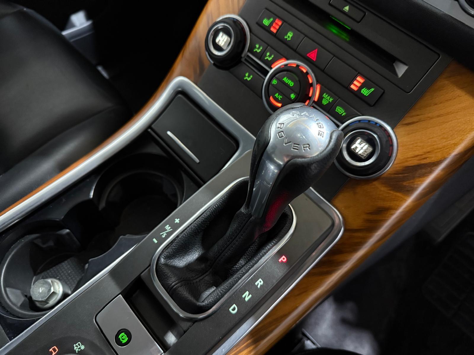 Land Rover Range Rover Sport 3.0 TD V6 SE SUV 5dr Diesel CommandShift 4WD Euro 4 (245 ps)