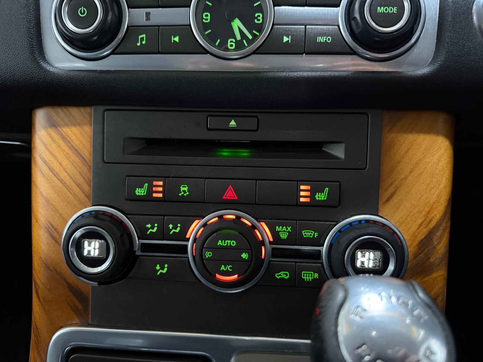 Land Rover Range Rover Sport 3.0 TD V6 SE SUV 5dr Diesel CommandShift 4WD Euro 4 (245 ps)