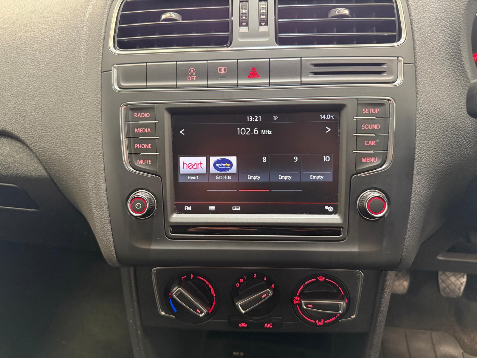 Volkswagen Polo 1.0 BlueMotion Tech SE Hatchback 5dr Petrol Manual Euro 6 (s/s) (60 ps)