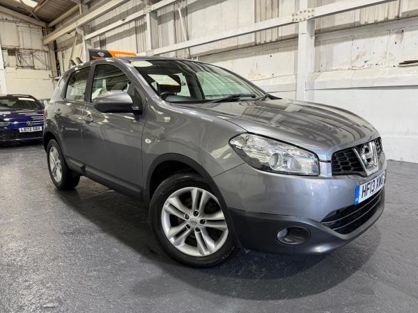 Nissan Qashqai 1.5 dCi Acenta SUV 5dr Diesel Manual 2WD Euro 5 (110 ps)