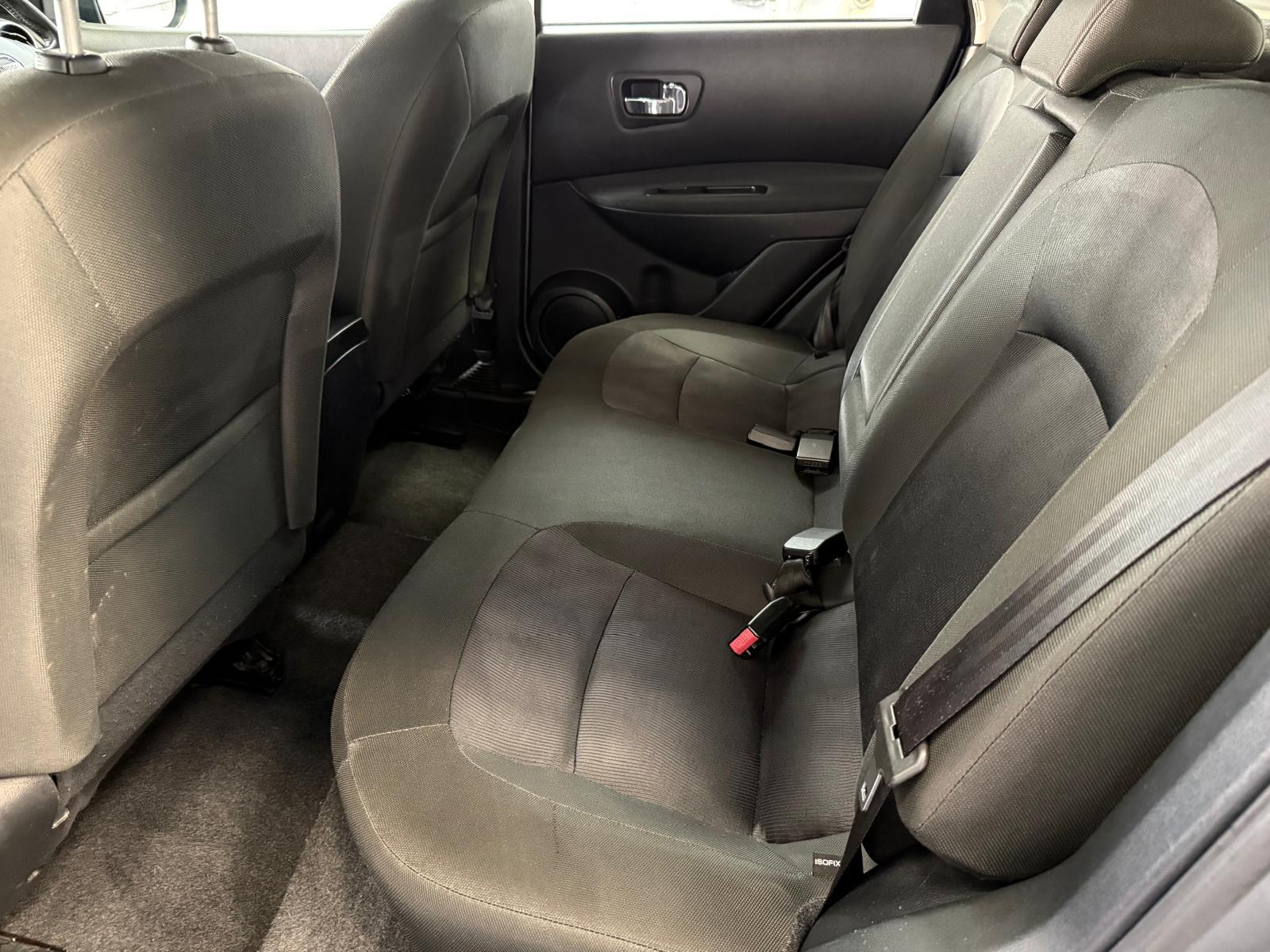 Nissan Qashqai 1.5 dCi Acenta SUV 5dr Diesel Manual 2WD Euro 5 (110 ps)