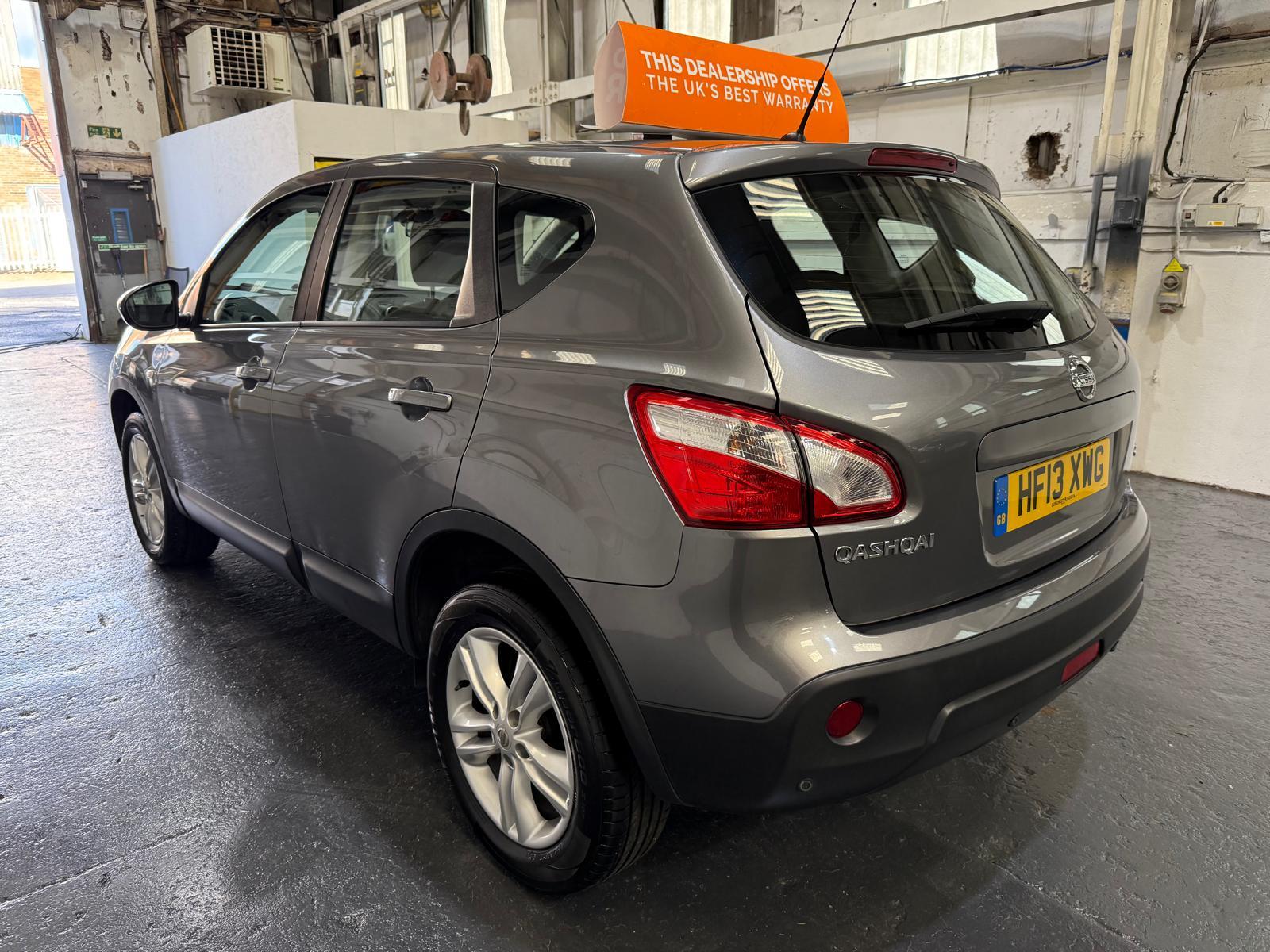 Nissan Qashqai 1.5 dCi Acenta SUV 5dr Diesel Manual 2WD Euro 5 (110 ps)