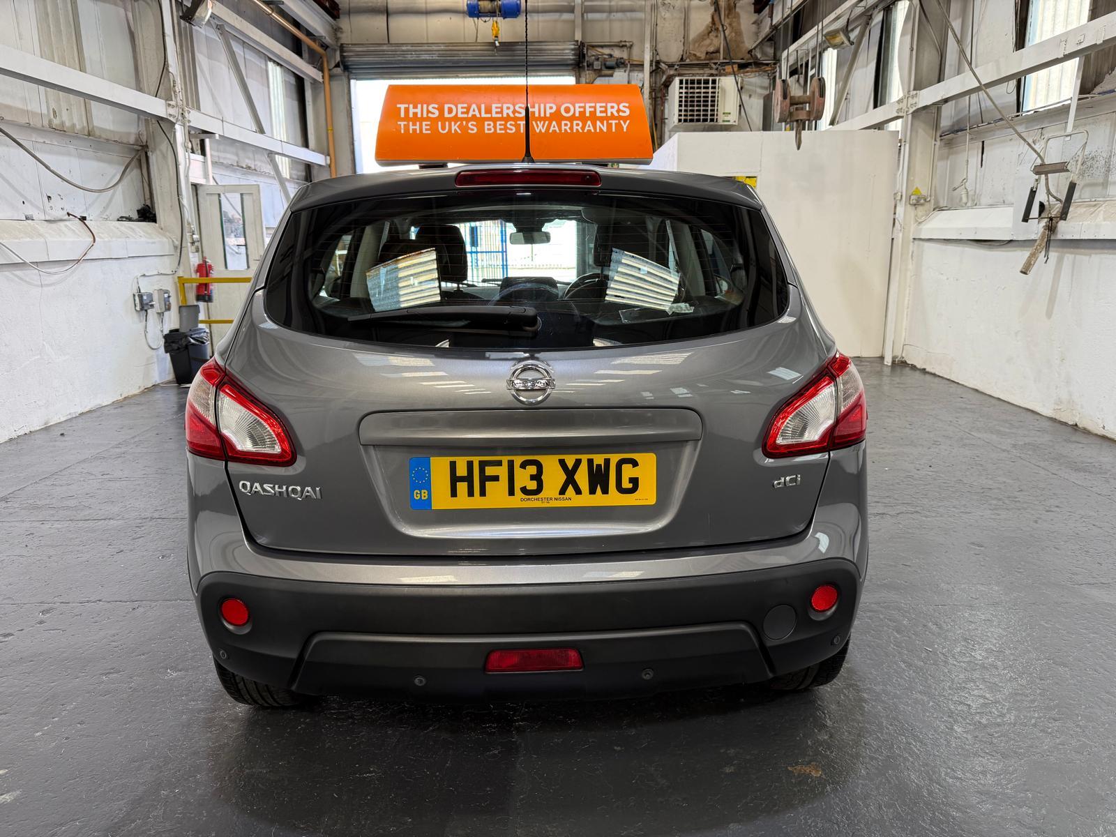 Nissan Qashqai 1.5 dCi Acenta SUV 5dr Diesel Manual 2WD Euro 5 (110 ps)