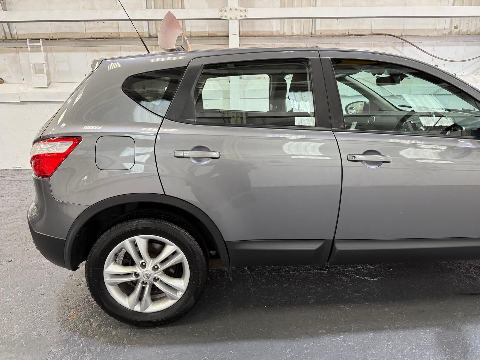 Nissan Qashqai 1.5 dCi Acenta SUV 5dr Diesel Manual 2WD Euro 5 (110 ps)