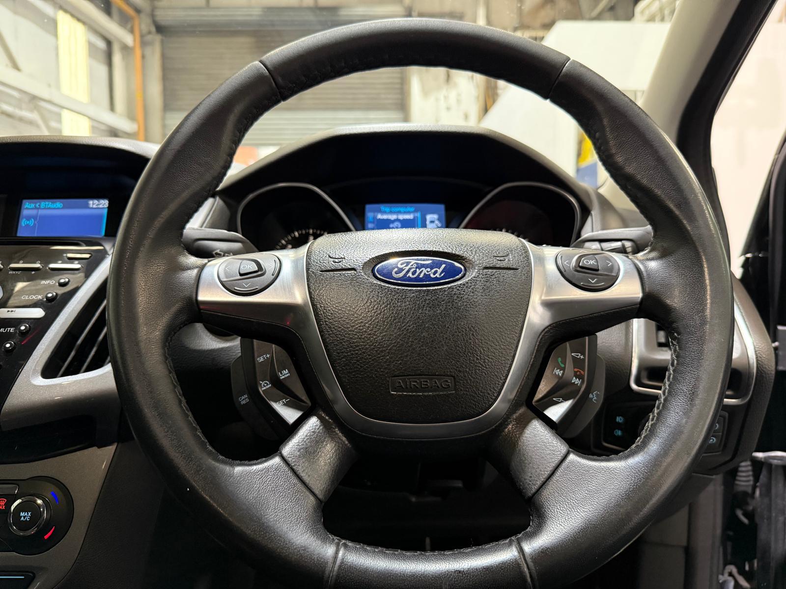 Ford Focus 1.6 TDCi Titanium Hatchback 5dr Diesel Manual Euro 5 (s/s) (115 ps)