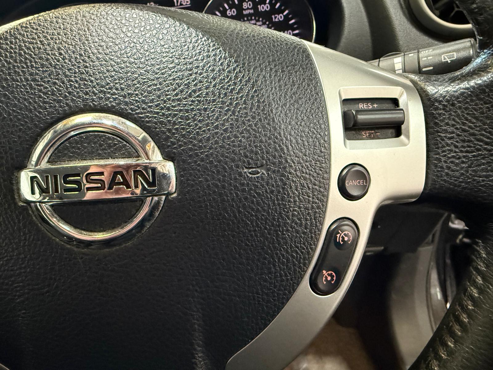 Nissan Qashqai 1.6 Acenta SUV 5dr Petrol Manual 2WD Euro 5 (s/s) (117 ps)