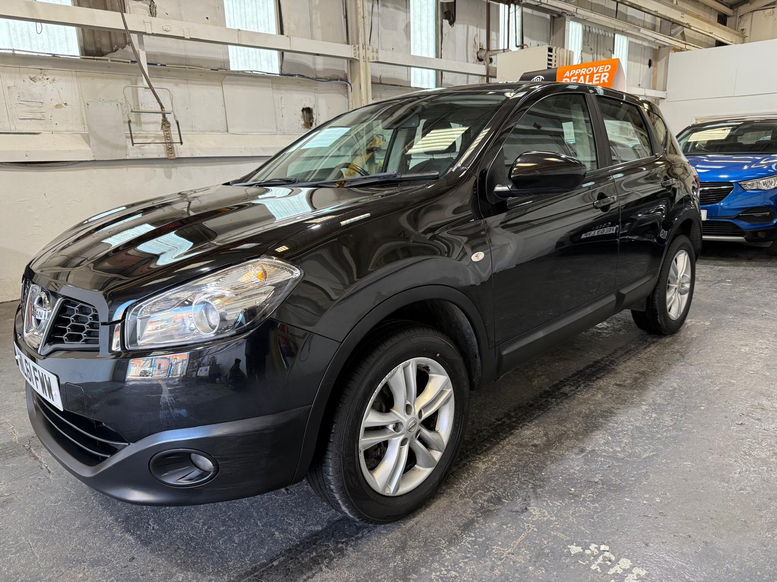 Nissan Qashqai 1.6 Acenta SUV 5dr Petrol Manual 2WD Euro 5 (s/s) (117 ps)