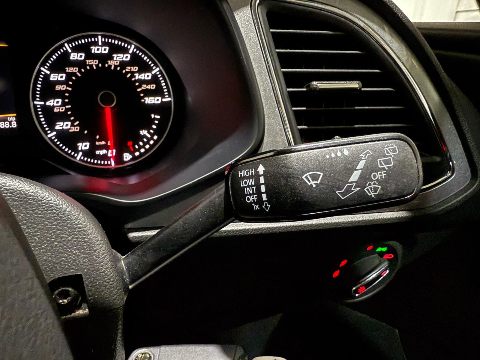 SEAT Leon 2.0 TDI CR FR Hatchback 5dr Diesel Manual Euro 5 (s/s) (150 ps)