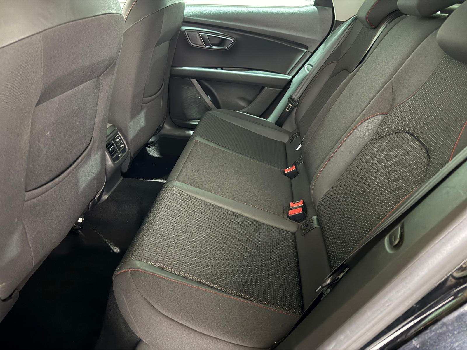 SEAT Leon 2.0 TDI CR FR Hatchback 5dr Diesel Manual Euro 5 (s/s) (150 ps)