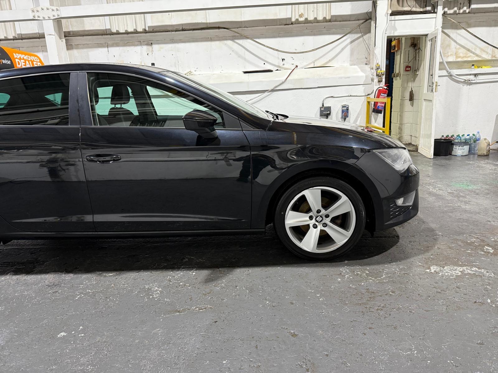 SEAT Leon 2.0 TDI CR FR Hatchback 5dr Diesel Manual Euro 5 (s/s) (150 ps)