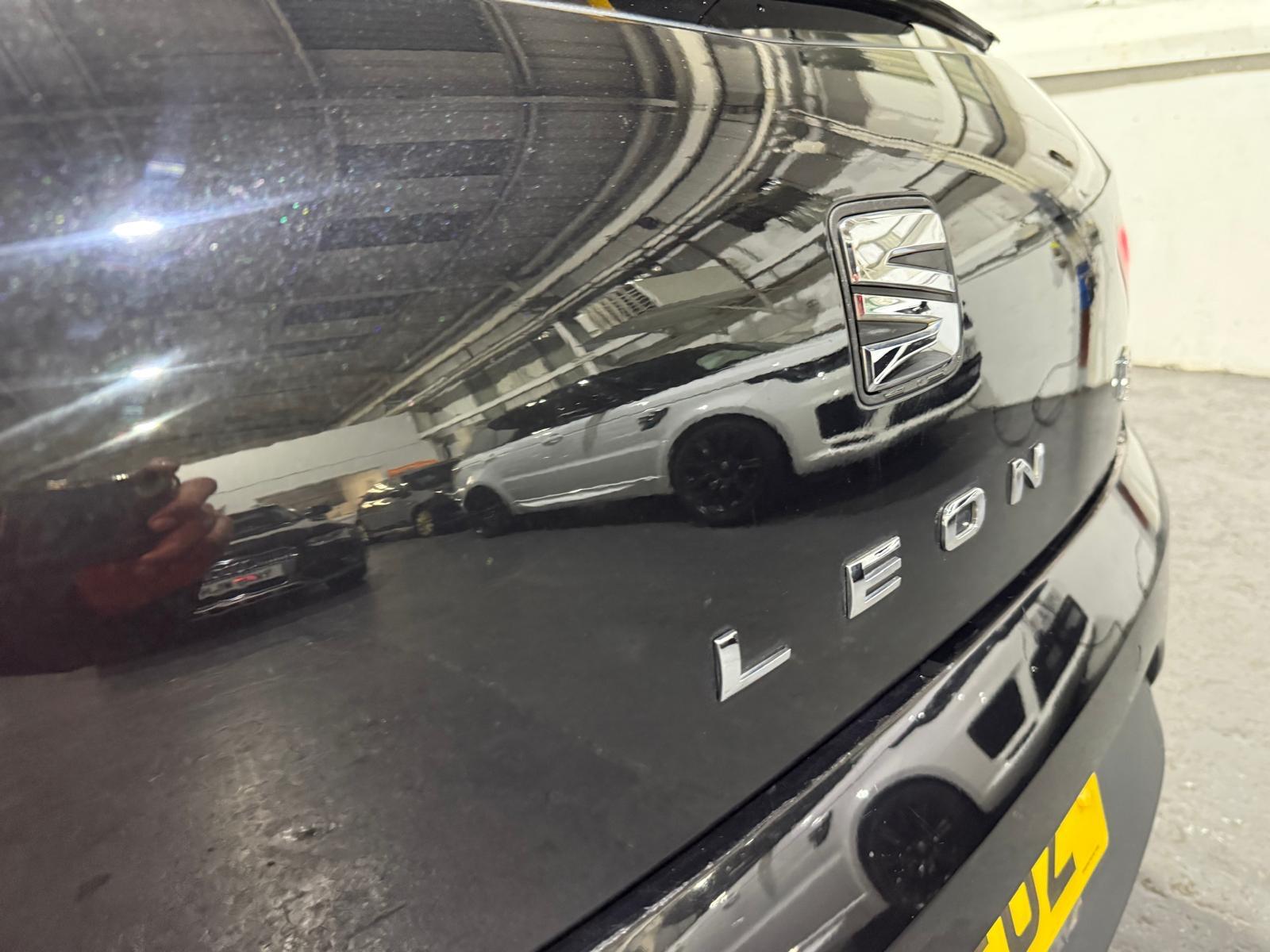 SEAT Leon 2.0 TDI CR FR Hatchback 5dr Diesel Manual Euro 5 (s/s) (150 ps)