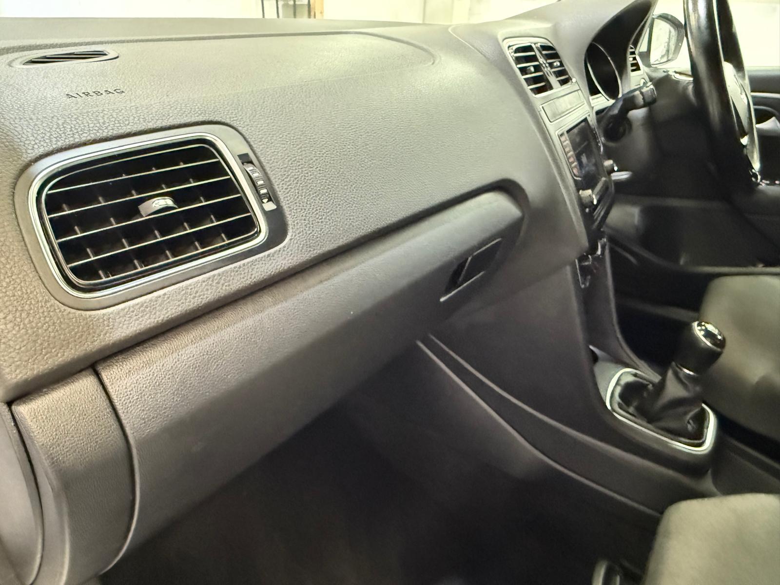 Volkswagen Polo 1.0 BlueMotion Tech Match Hatchback 5dr Petrol Manual Euro 6 (s/s) (60 ps)
