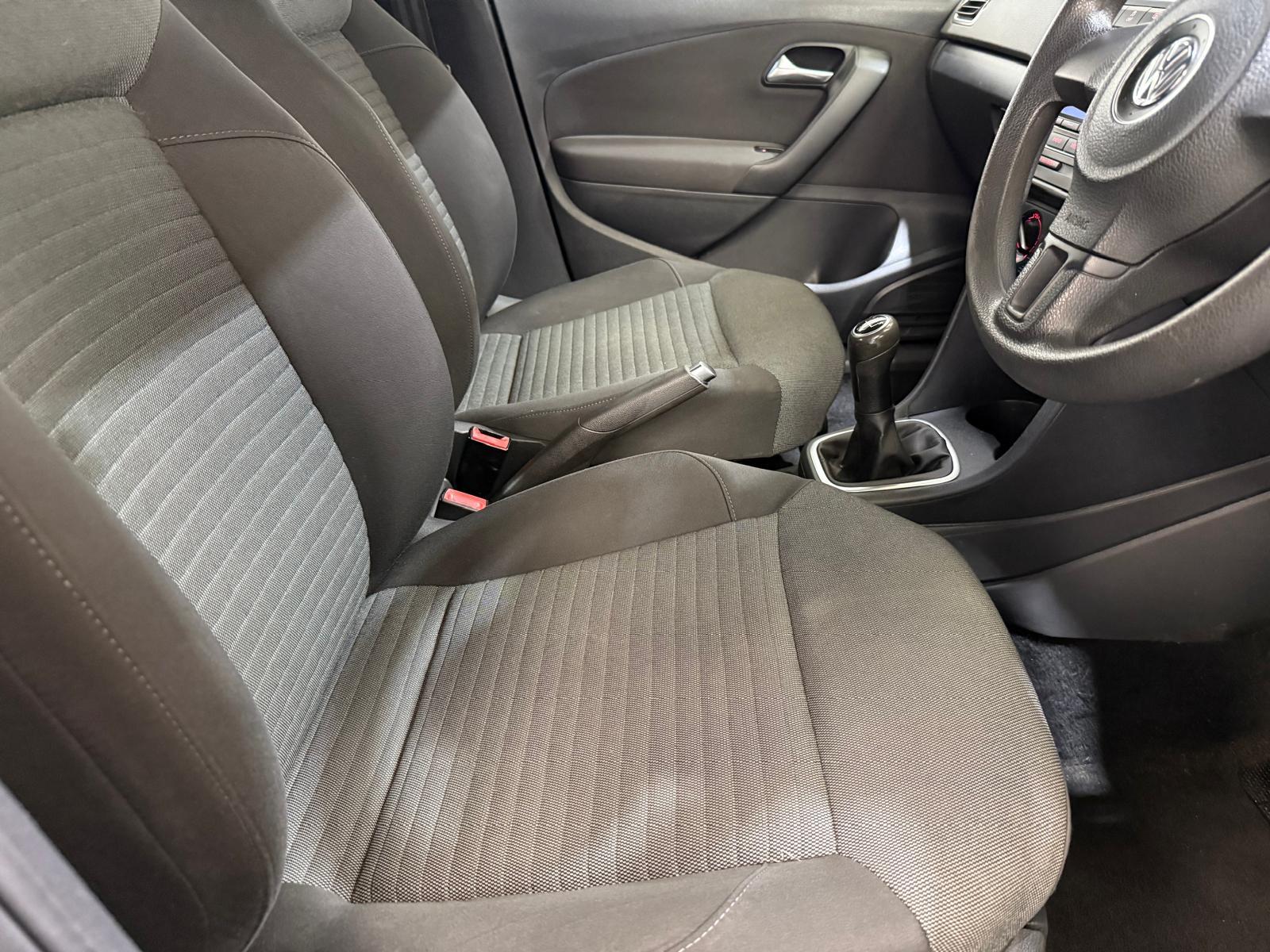 Volkswagen Polo 1.4 SE Hatchback 5dr Petrol Manual Euro 5 (85 ps)