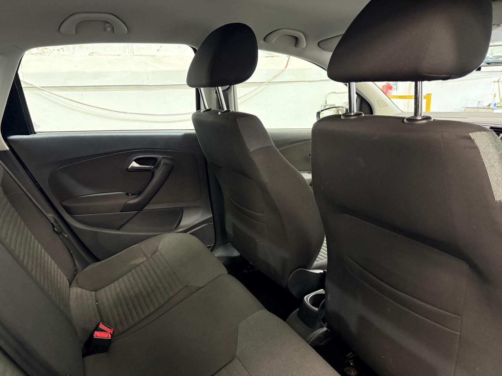 Volkswagen Polo 1.4 SE Hatchback 5dr Petrol Manual Euro 5 (85 ps)