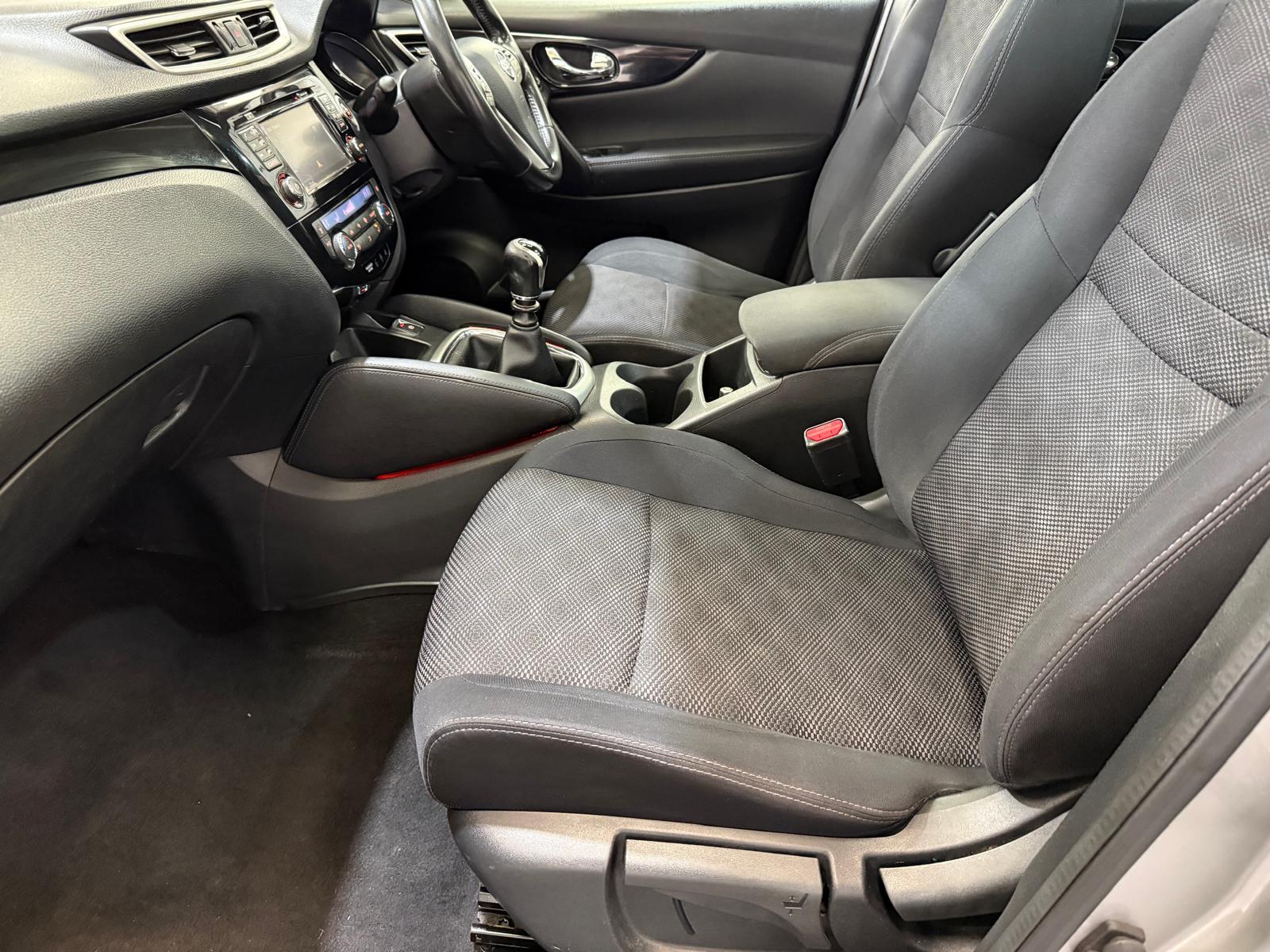 Nissan Qashqai 1.5 dCi n-tec+ SUV 5dr Diesel Manual 2WD Euro 5 (s/s) (110 ps)