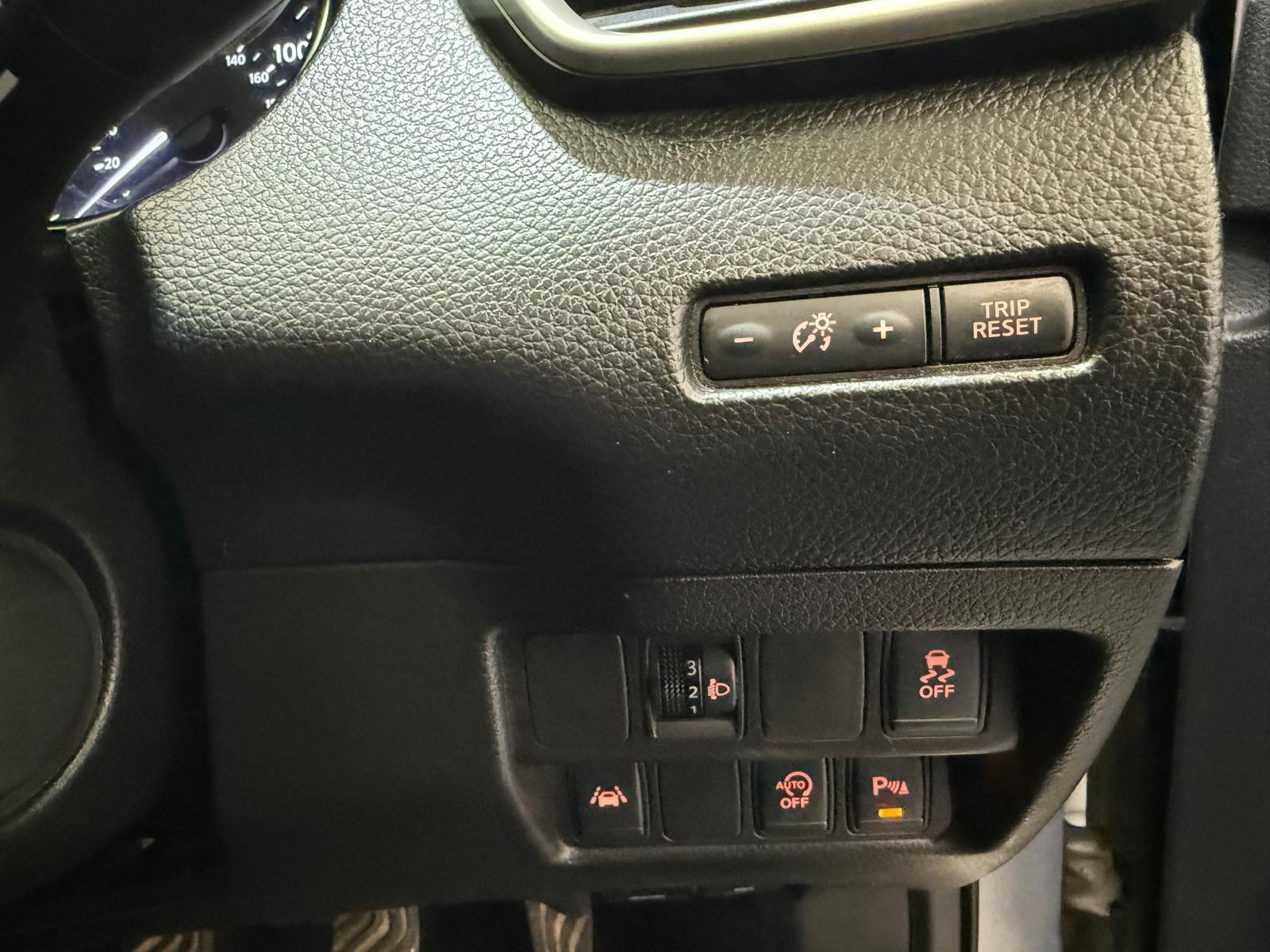 Nissan Qashqai 1.5 dCi n-tec+ SUV 5dr Diesel Manual 2WD Euro 5 (s/s) (110 ps)