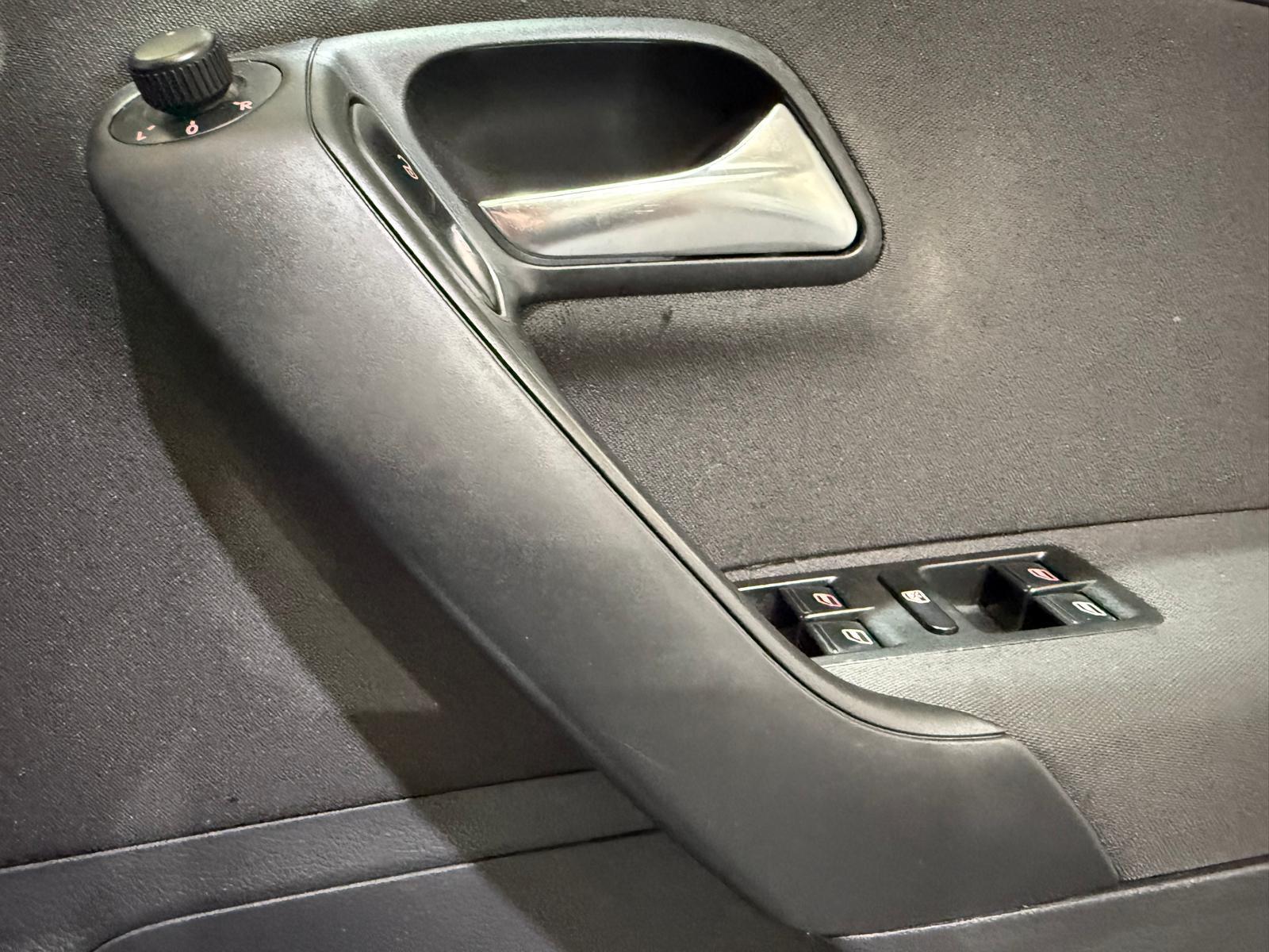 Volkswagen Polo 1.4 SE Hatchback 5dr Petrol Manual Euro 5 (85 ps)