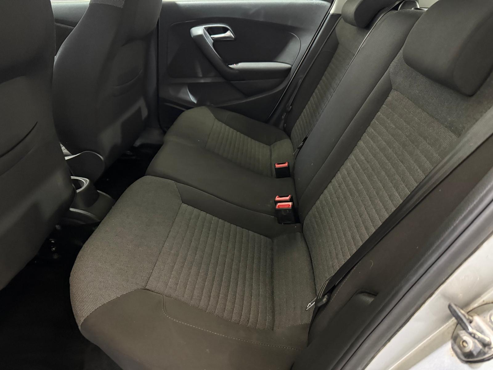 Volkswagen Polo 1.4 SE Hatchback 5dr Petrol Manual Euro 5 (85 ps)