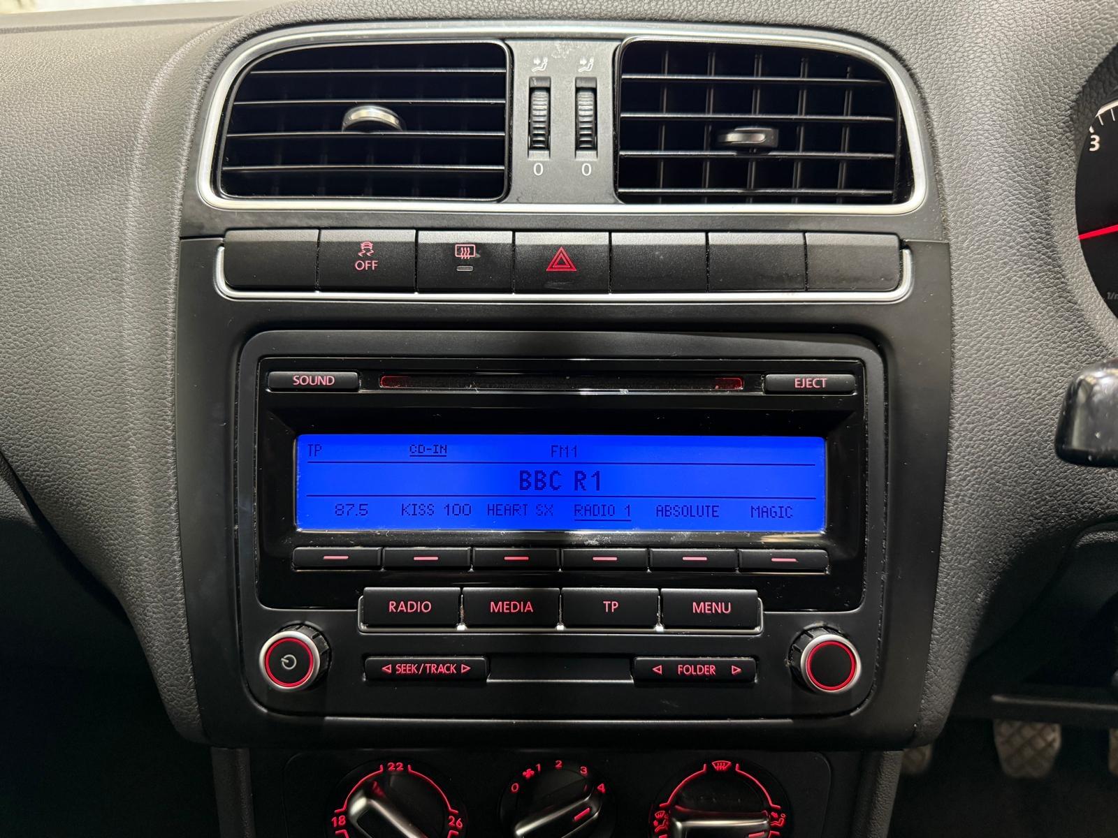 Volkswagen Polo 1.4 SE Hatchback 5dr Petrol Manual Euro 5 (85 ps)