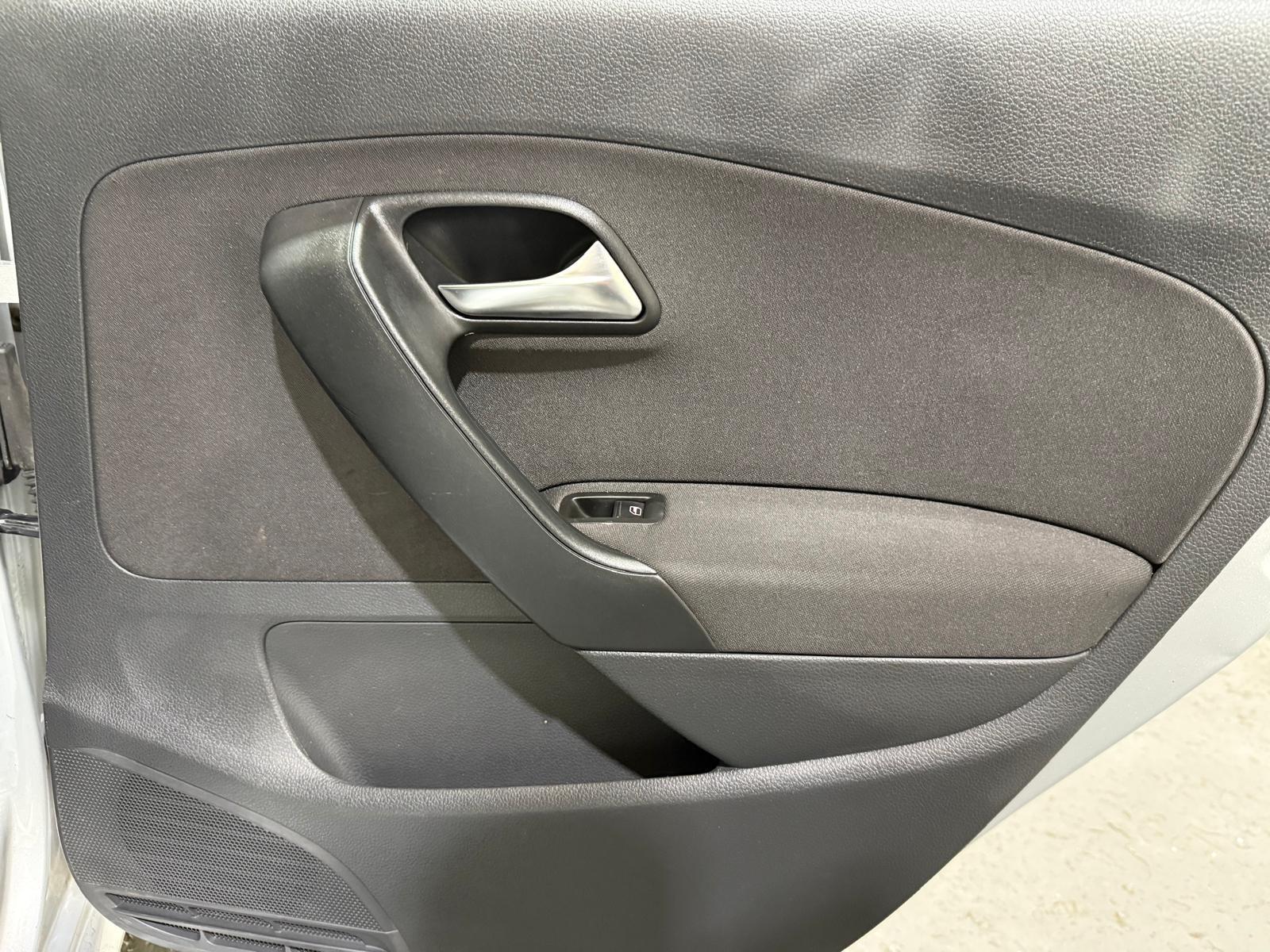 Volkswagen Polo 1.4 SE Hatchback 5dr Petrol Manual Euro 5 (85 ps)