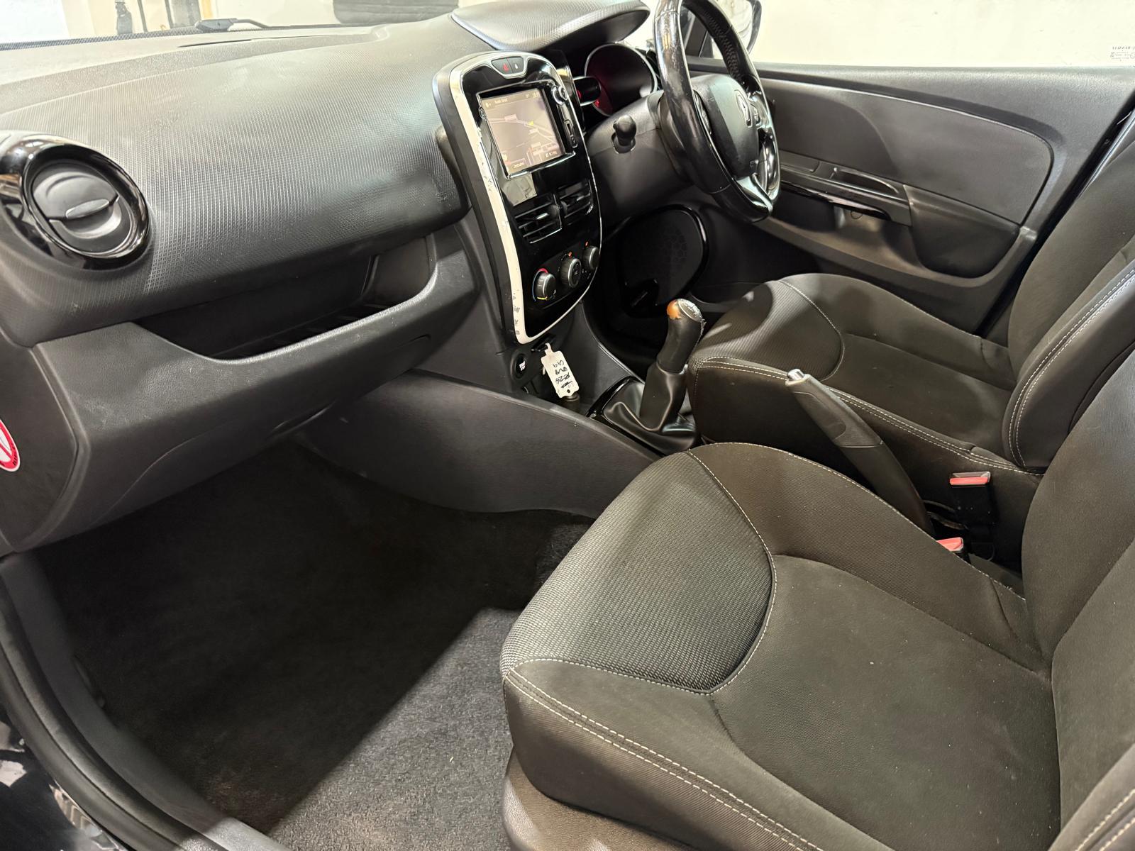 Renault Clio 1.5 dCi Dynamique Nav Hatchback 5dr Diesel Manual Euro 6 (s/s) (90 ps)