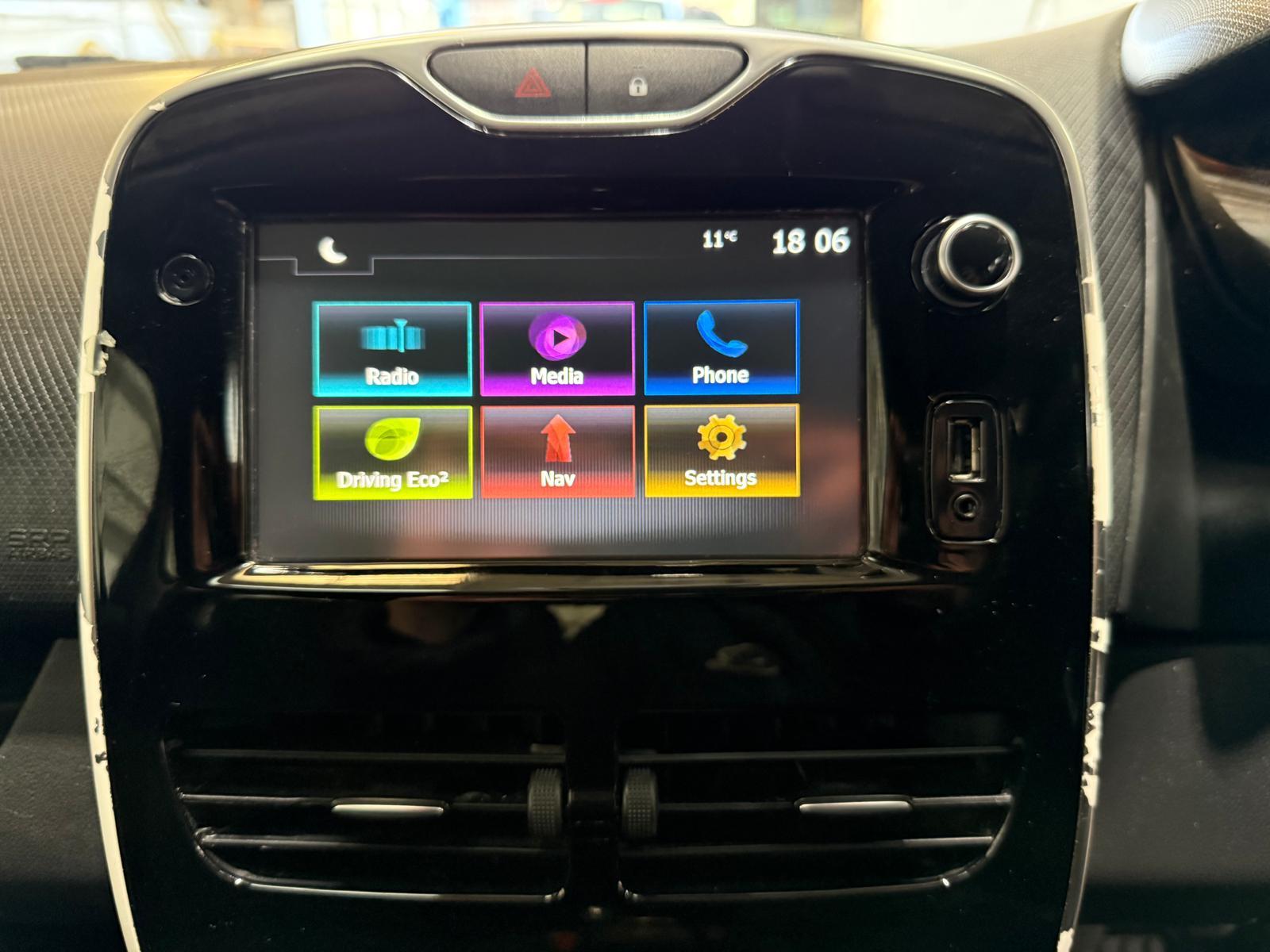 Renault Clio 1.5 dCi Dynamique Nav Hatchback 5dr Diesel Manual Euro 6 (s/s) (90 ps)