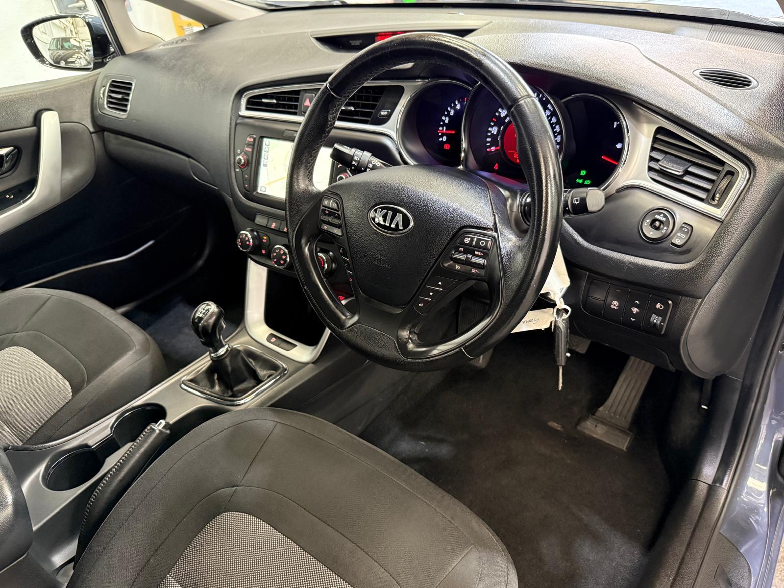 Kia Ceed 1.6 CRDi 2 Sportswagon 5dr Diesel Manual Euro 6 (s/s) (134 bhp)