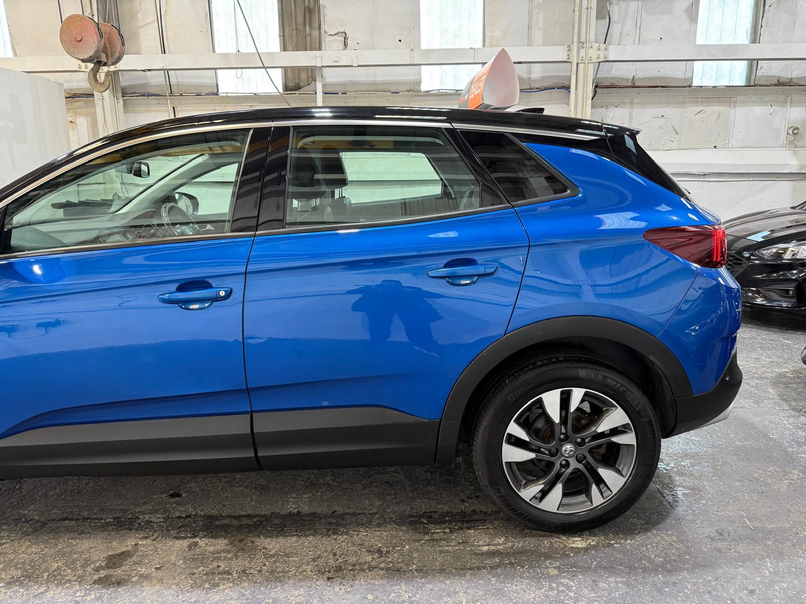 Vauxhall Grandland X 1.2 Turbo GPF Sport Nav SUV 5dr Petrol Manual Euro 6 (s/s) (130 ps)