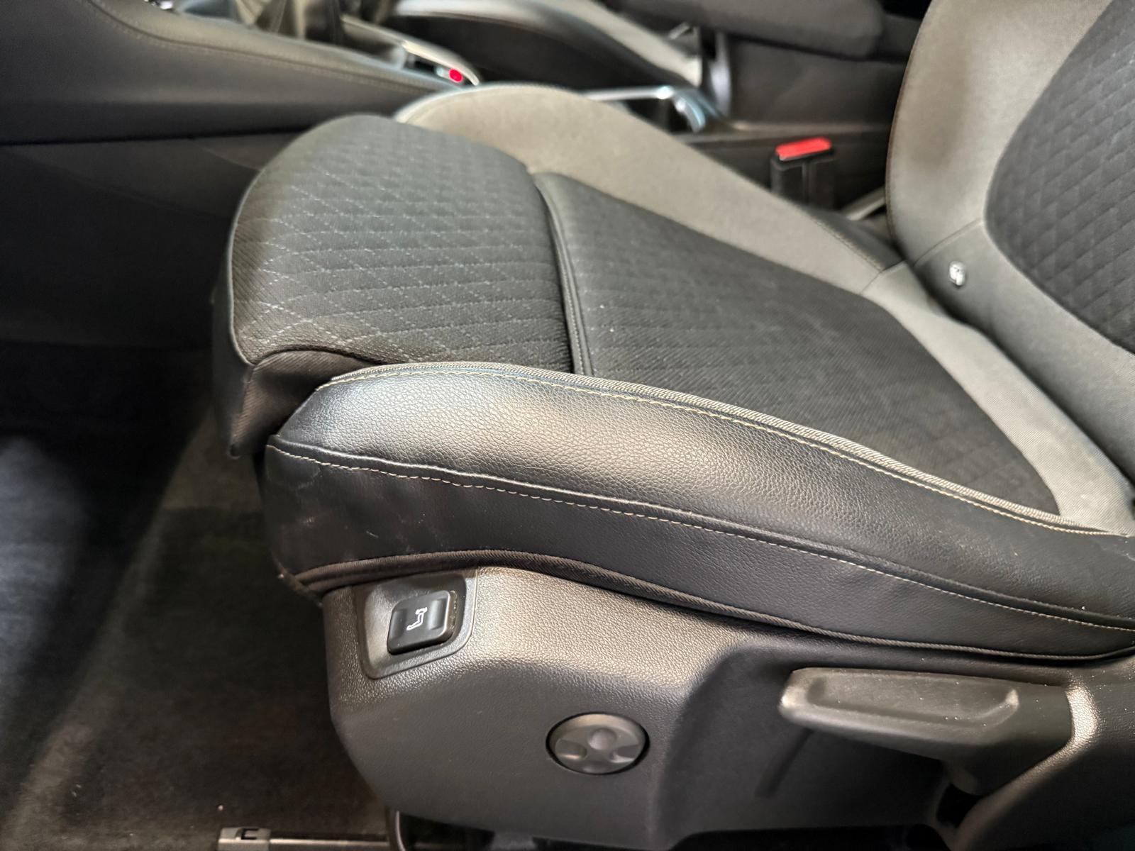 Vauxhall Grandland X 1.2 Turbo GPF Sport Nav SUV 5dr Petrol Manual Euro 6 (s/s) (130 ps)