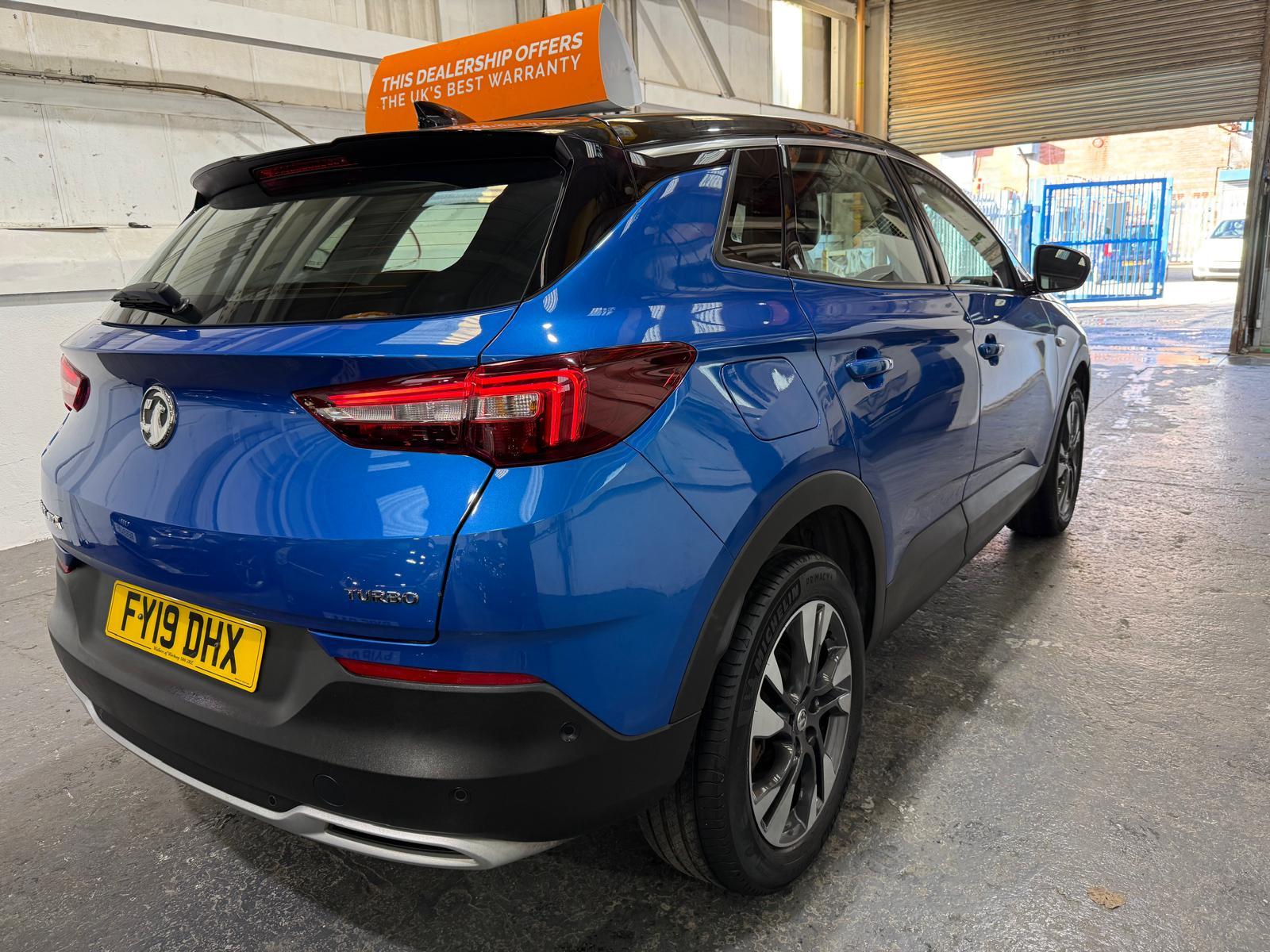 Vauxhall Grandland X 1.2 Turbo GPF Sport Nav SUV 5dr Petrol Manual Euro 6 (s/s) (130 ps)
