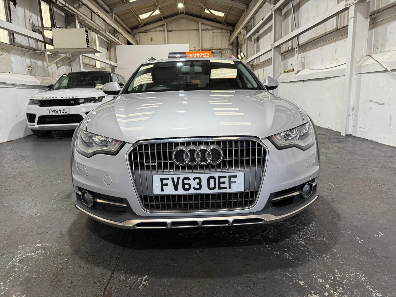 Audi A6 Allroad 3.0 TDI V6 Estate 5dr Diesel S Tronic quattro Euro 5 (s/s) (204 ps)
