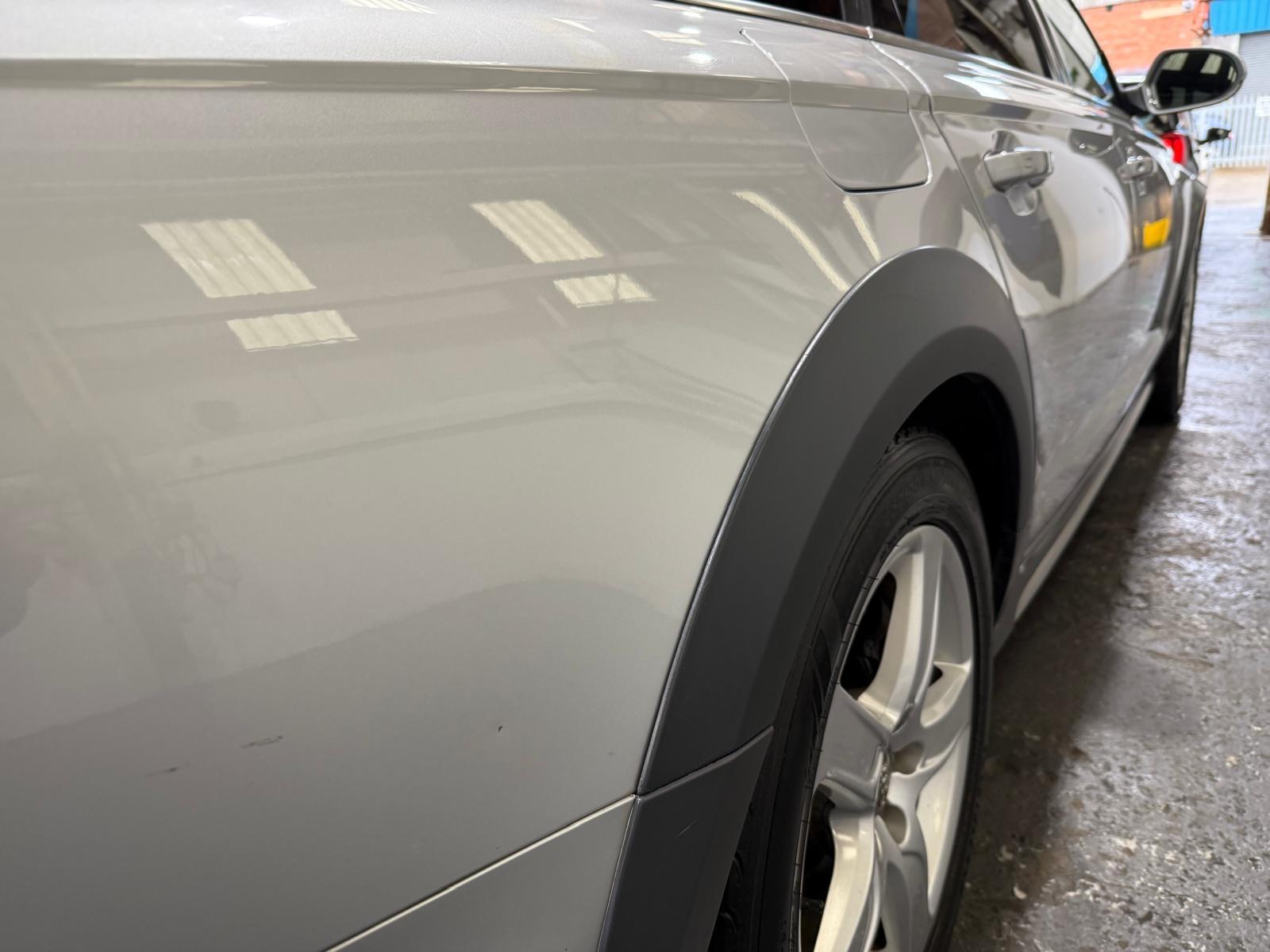 Audi A6 Allroad 3.0 TDI V6 Estate 5dr Diesel S Tronic quattro Euro 5 (s/s) (204 ps)