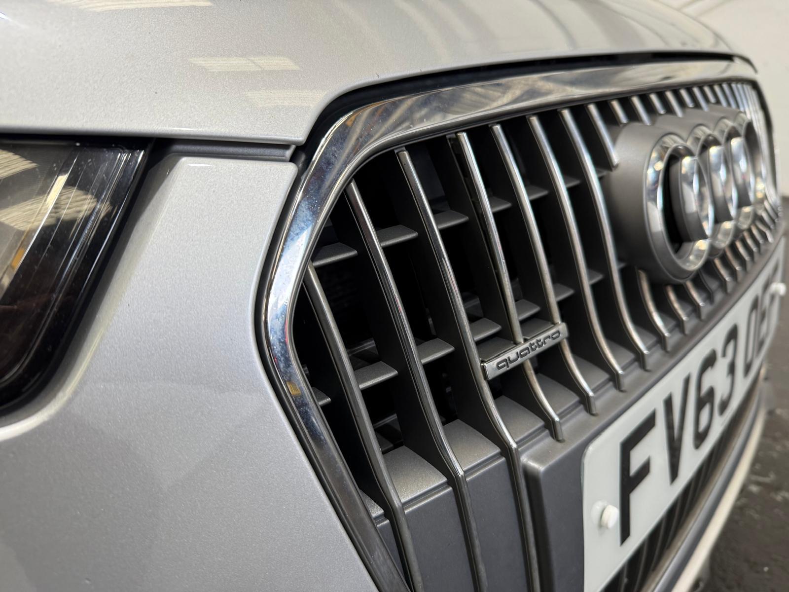 Audi A6 Allroad 3.0 TDI V6 Estate 5dr Diesel S Tronic quattro Euro 5 (s/s) (204 ps)