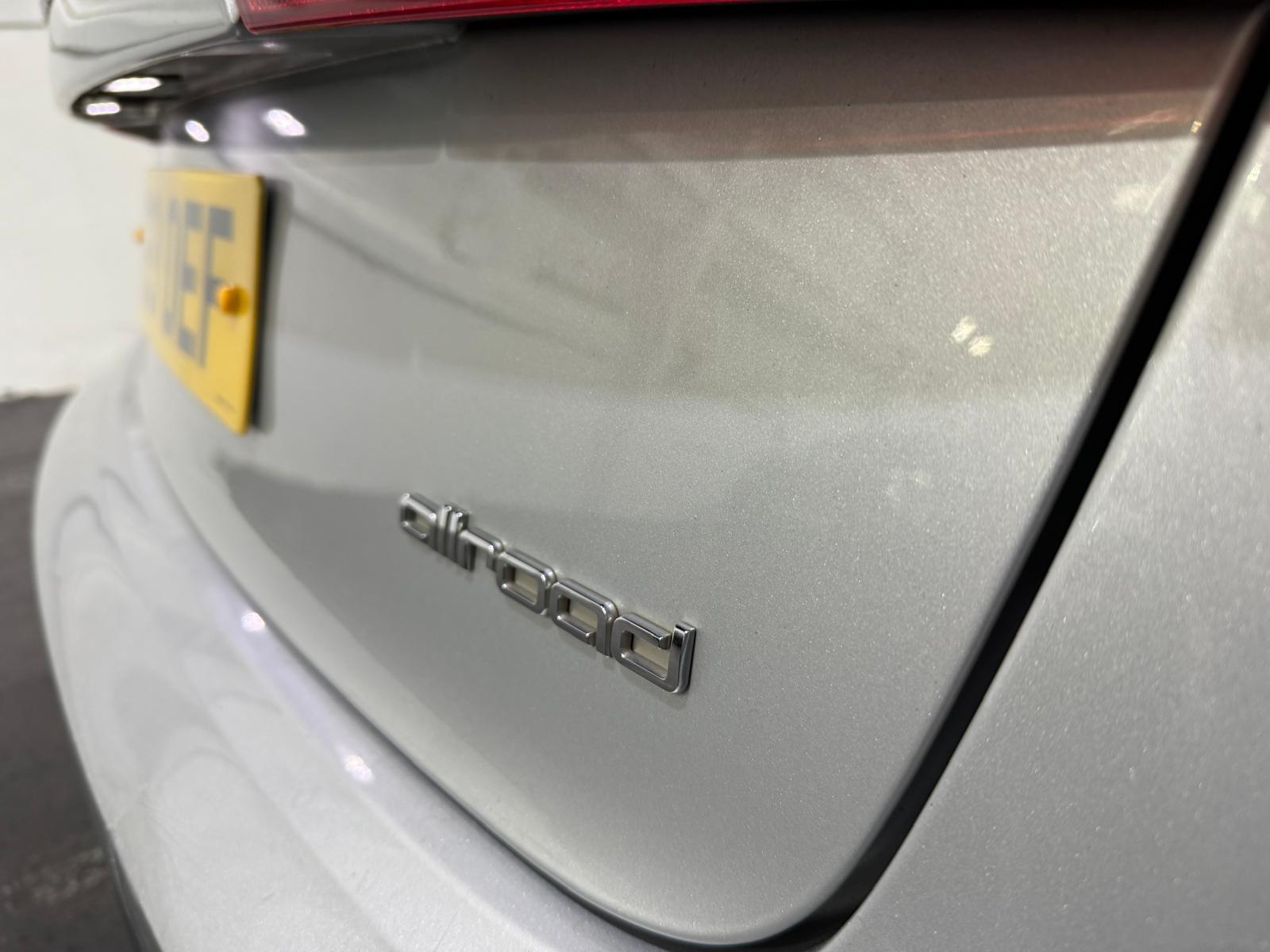 Audi A6 Allroad 3.0 TDI V6 Estate 5dr Diesel S Tronic quattro Euro 5 (s/s) (204 ps)