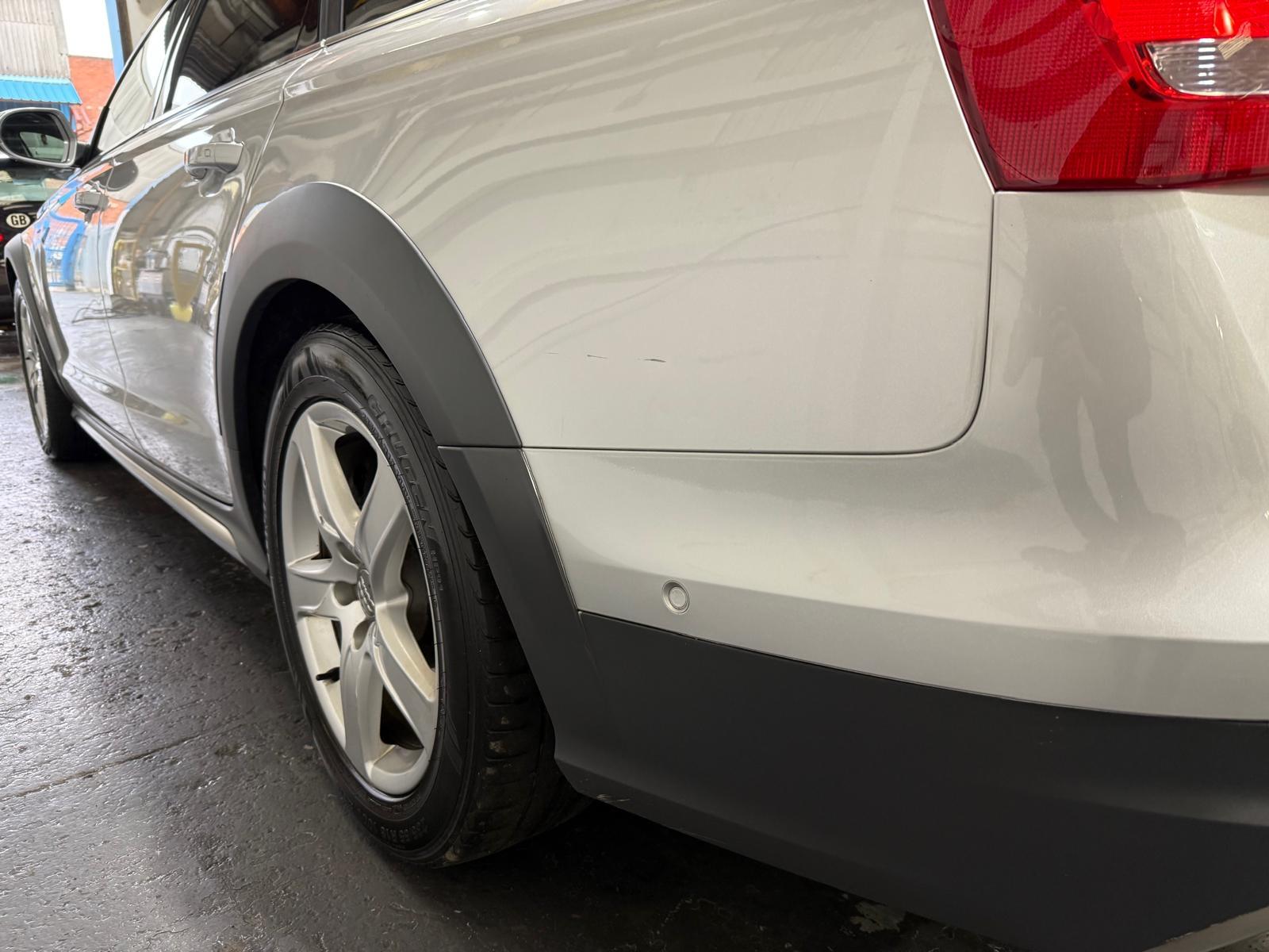 Audi A6 Allroad 3.0 TDI V6 Estate 5dr Diesel S Tronic quattro Euro 5 (s/s) (204 ps)