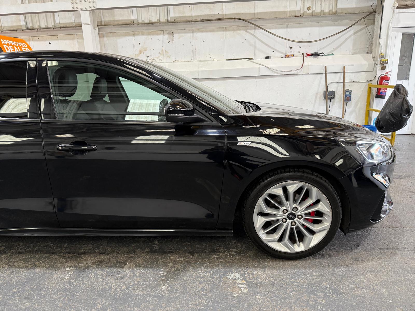 Ford Focus 1.0T EcoBoost ST-Line X Hatchback 5dr Petrol Manual Euro 6 (s/s) (125 ps)