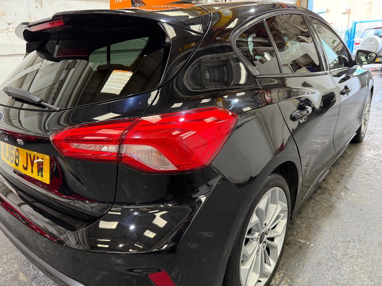 Ford Focus 1.0T EcoBoost ST-Line X Hatchback 5dr Petrol Manual Euro 6 (s/s) (125 ps)