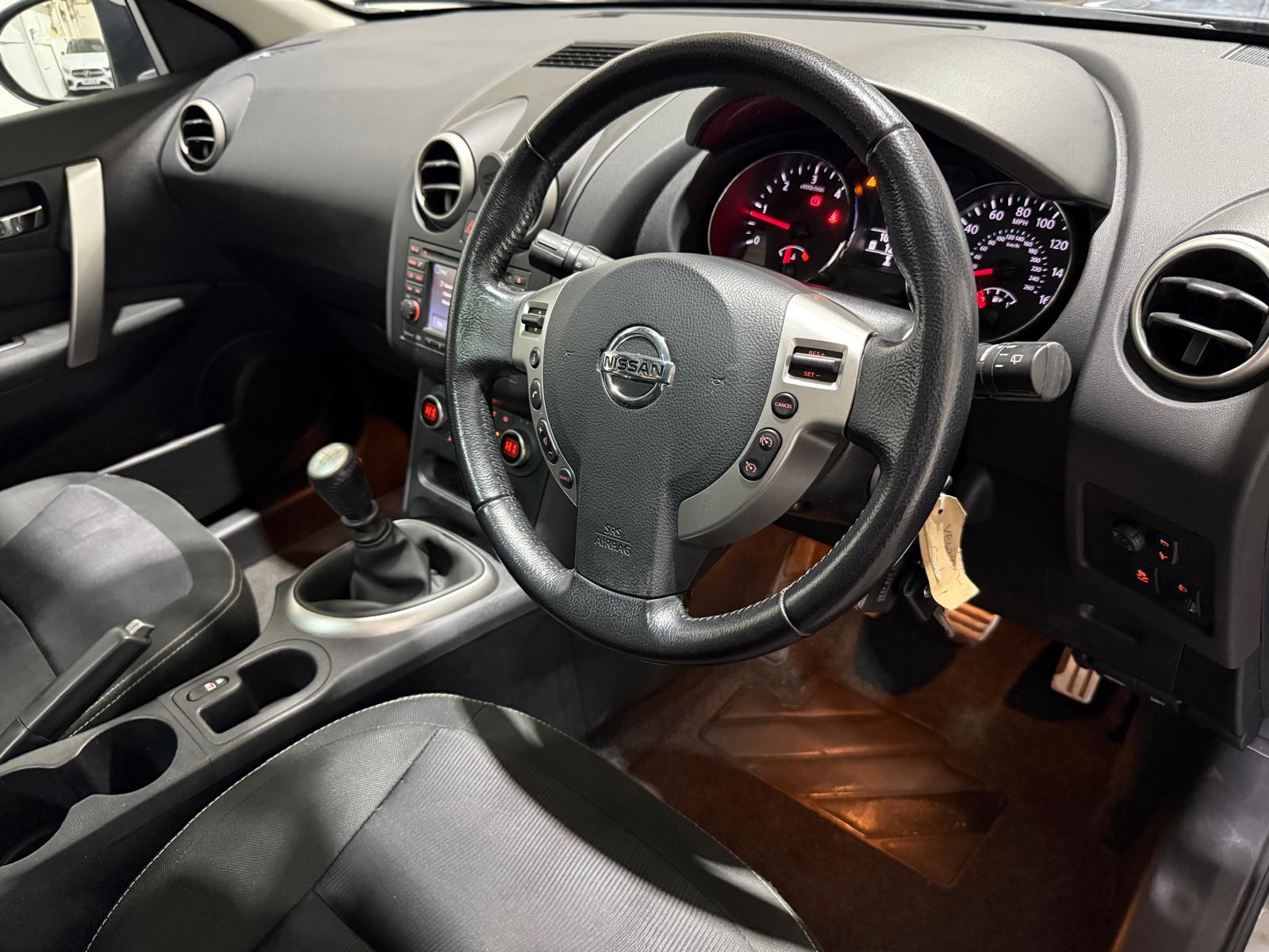 Nissan Qashqai 1.5 dCi n-tec+ SUV 5dr Diesel Manual 2WD Euro 5 (110 ps)