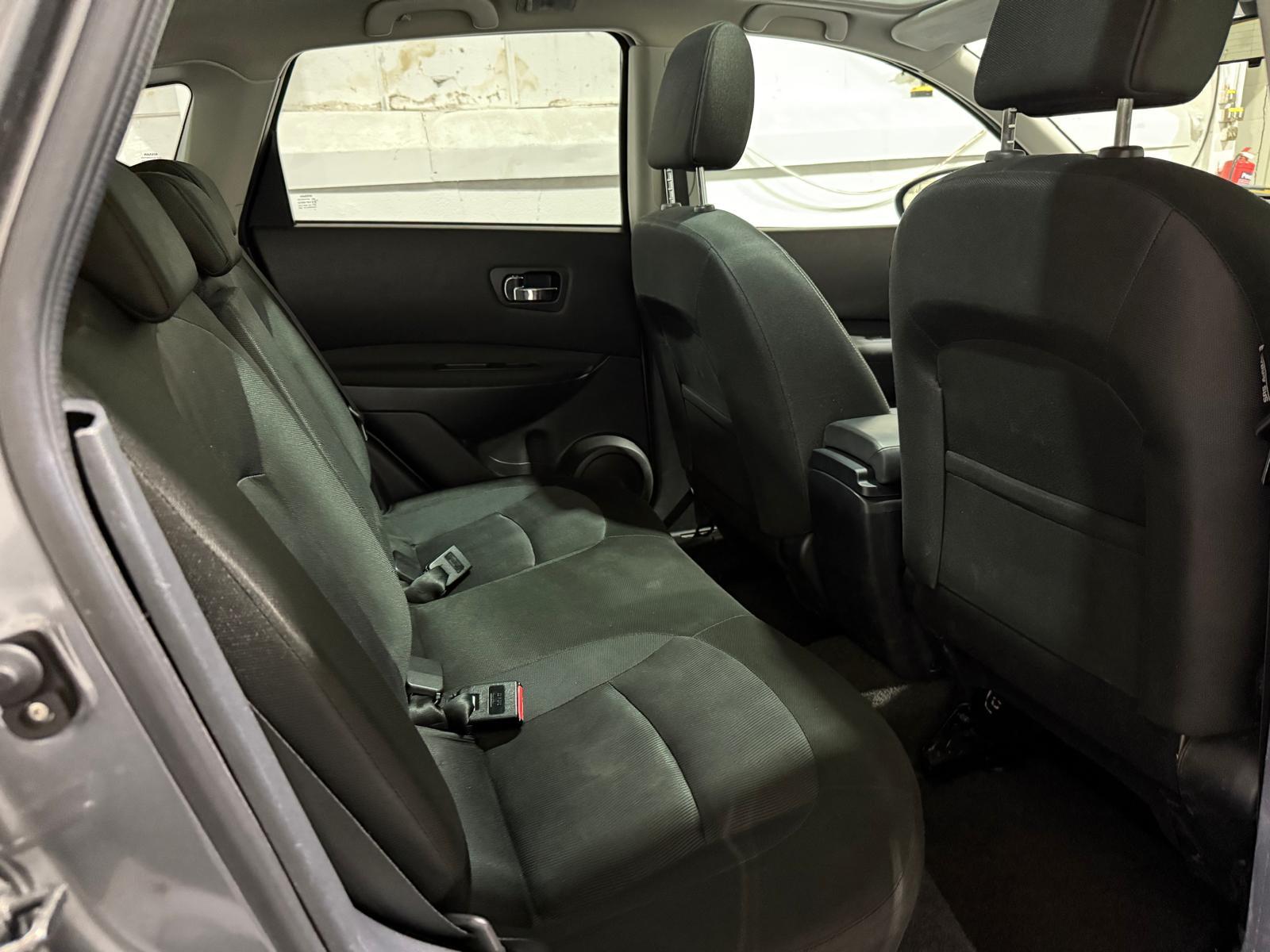 Nissan Qashqai 1.5 dCi n-tec+ SUV 5dr Diesel Manual 2WD Euro 5 (110 ps)