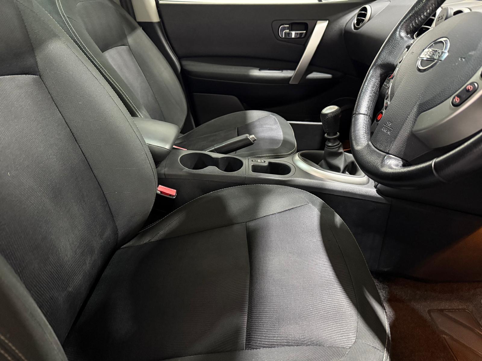 Nissan Qashqai 1.5 dCi n-tec+ SUV 5dr Diesel Manual 2WD Euro 5 (110 ps)