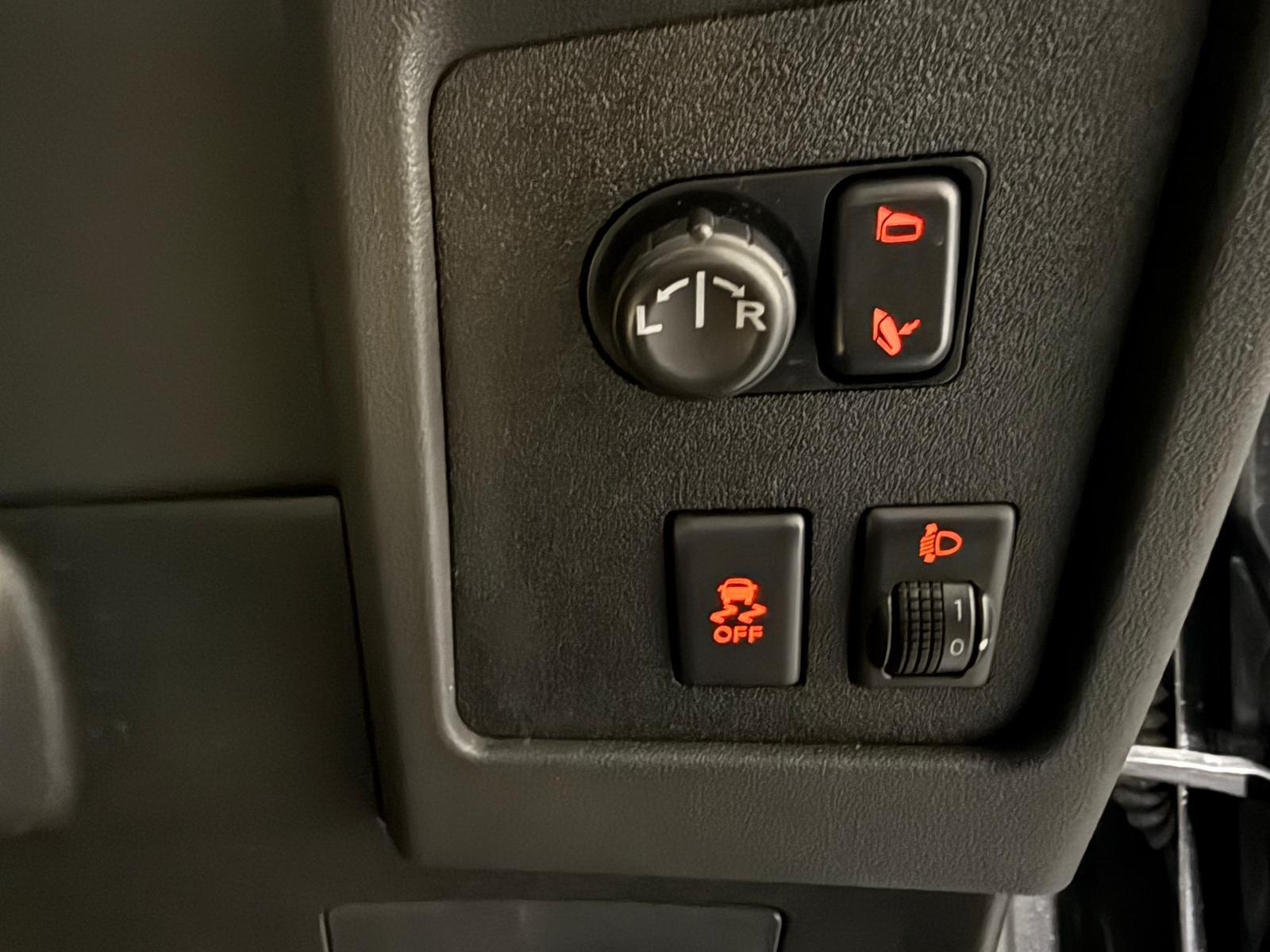 Nissan Qashqai 1.5 dCi n-tec+ SUV 5dr Diesel Manual 2WD Euro 5 (110 ps)